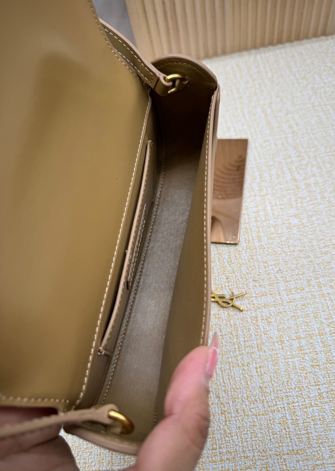 YSL MINI VOLTAIRE IN BOX กระเป๋าสะพายไหล่ตัวแม่ คลาสสิค ดีเทลหรู สวยครบทุกมุม ตอบโจทย์สาวๆทุกไลฟ์สไตล์