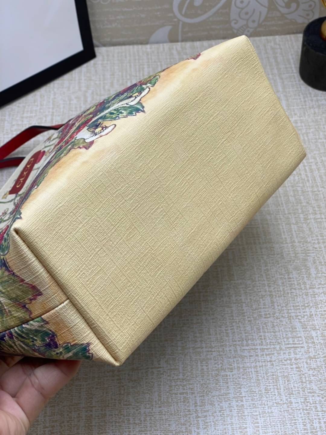 GUCCI Children's tote bag with strawberry fairy print / Gucci kid tote เกรดออริจินอล วัสดุ Canas Supreme สีขาวงาช้าง ภาพสินค้าถ่ายจากงานขายจริงใช้งานต่างประเทศได้