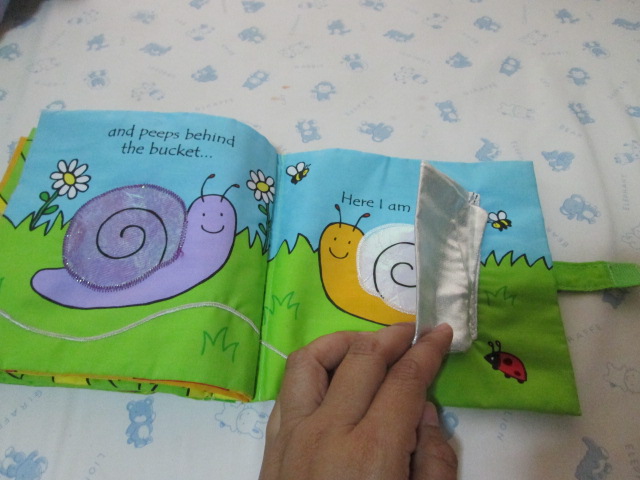 Snail (Usborne Cloth Books) หนังสือผ้ามือสอง