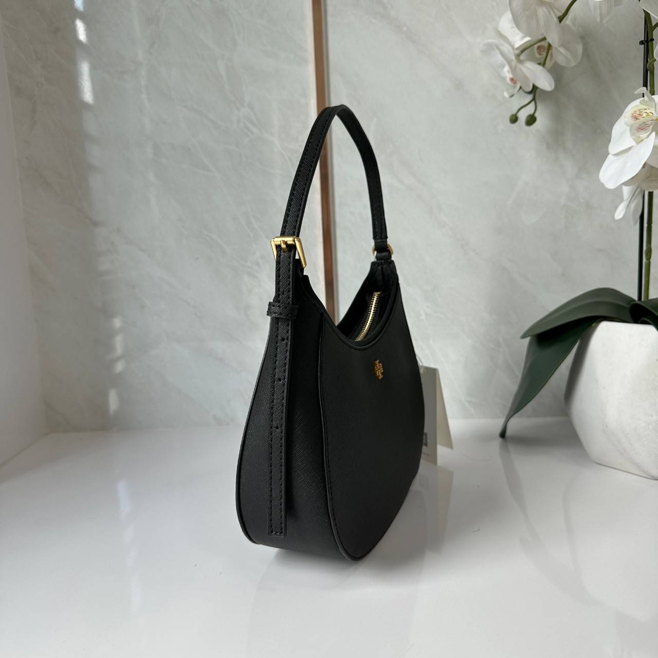 TORY BURCH EMERSON ZIP SHOULDER BAG 137416 / TORY BAG พร้อมส่ง 3 สี กระเป๋าสะพายไหล่ / คล้องแขน หนังซาเฟียโน่ ทนทาน