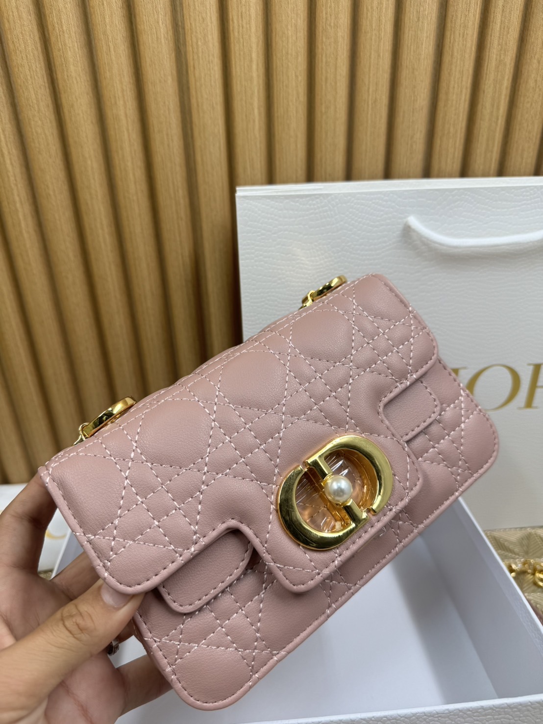 พร้อมส่ง 6 สี Mini Dior Jolie Top Handle Bag 20cm กระเป๋าสะพาย เกรดออริ สลับแท้ 1:1 ใช้ต่างประเทศได้