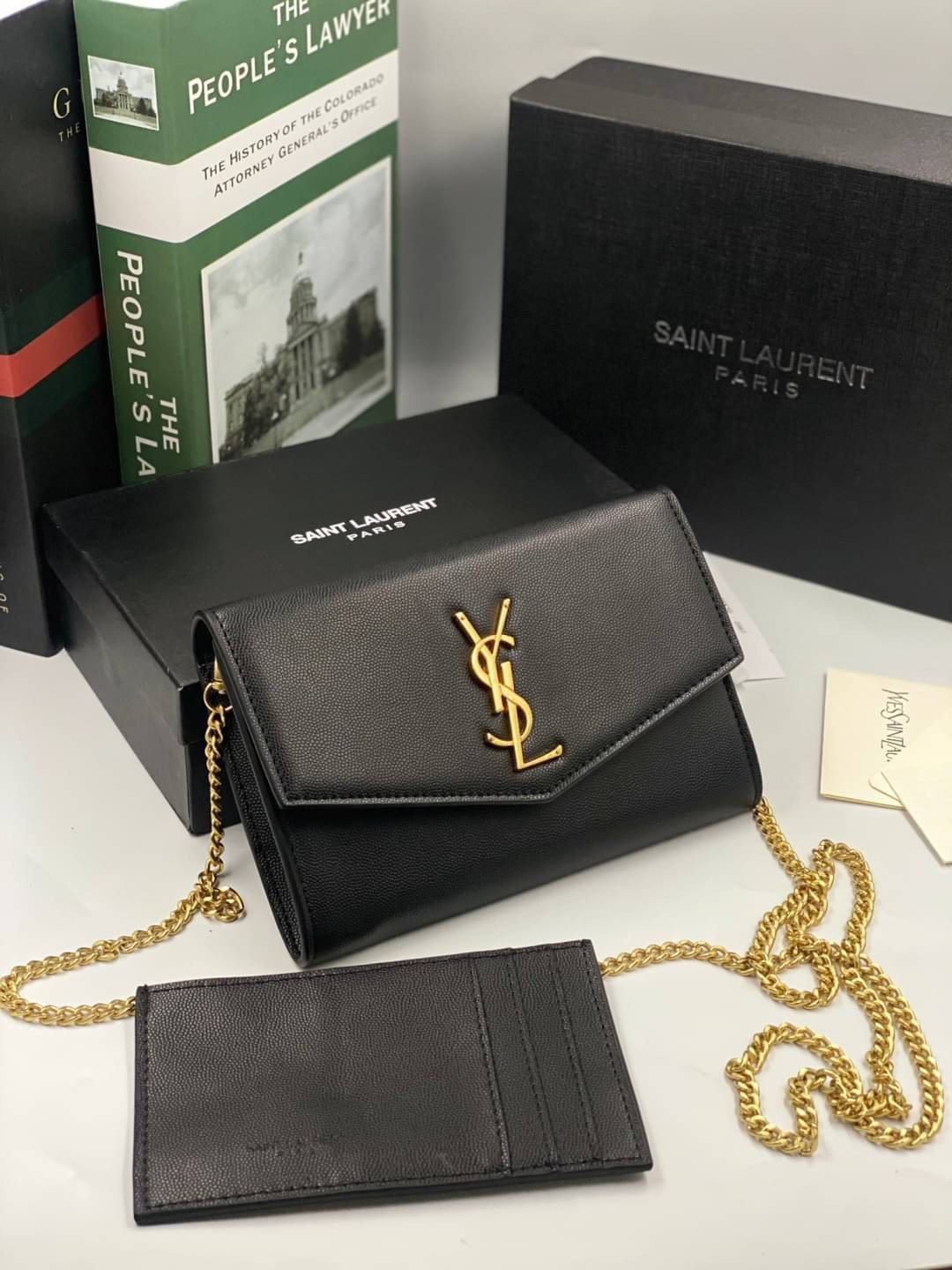 VIP 】หนังแท้ YSL WOC Saint Laurent Envelope Monogram Leather Crossbody Bag หนังคาเวียร์ อะไหล่ทองสุดหรู มาพร้อมใบเล็กใส่บัตรได้ พร้อมส่งที่ไทย