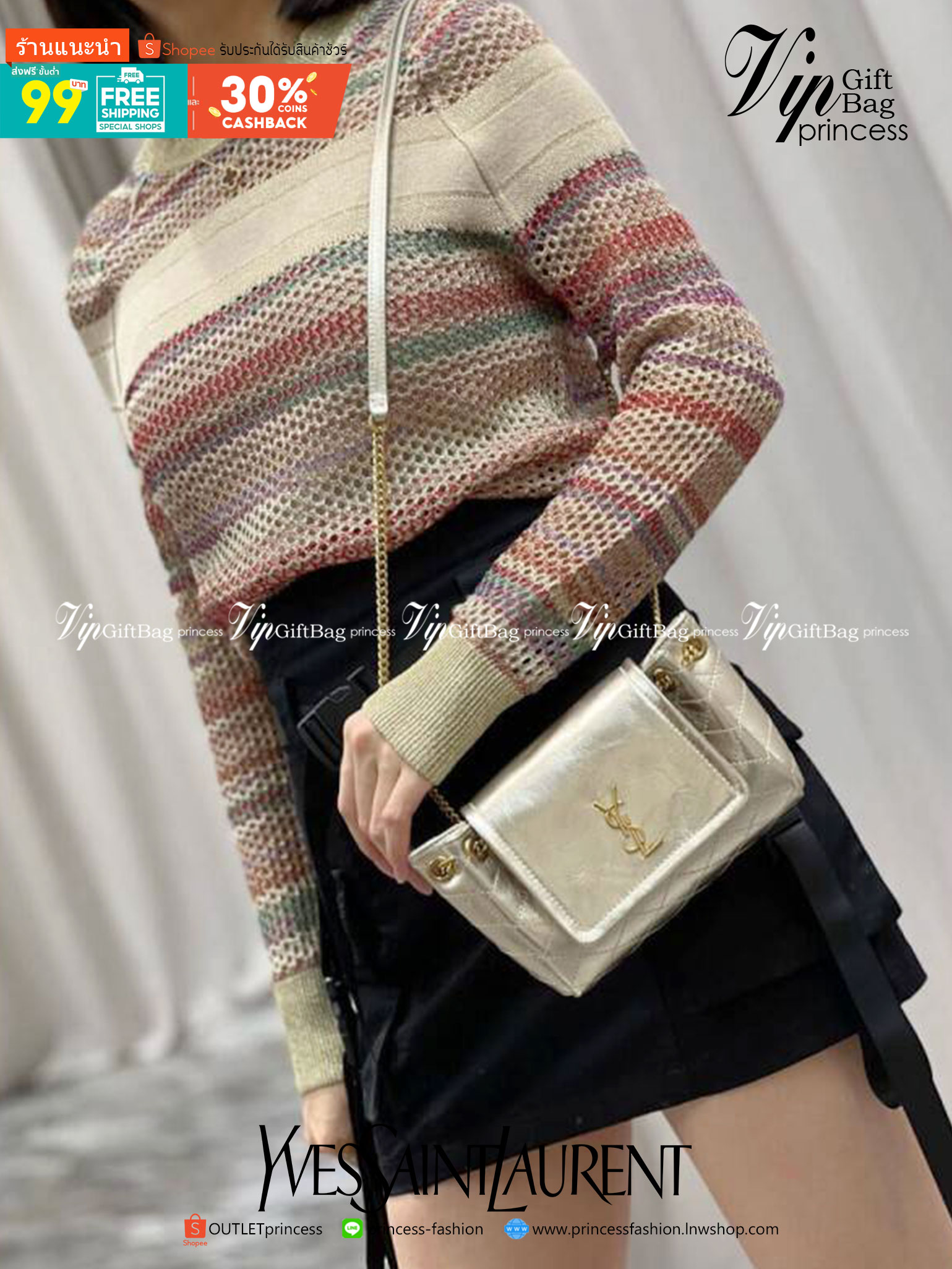 Yves Saint laurent mini nolita in lambskin / YSL mini nolita น้องสาวคนสวยที่ต้องตาเมื่อแรกเห็น กระเป๋าสะพายดีไซน์หรู ไซส์มินิ แบรนด์นี้ไม่เคยทำให้ผิดหวังจริงๆ ด้วยดีเทลความเรียบง่ายแต่มีความหรูอยู่ในตัว วัสดุหนังแกะ สัมผัสดีงามมากๆ เปิด-ปิดด้วยกระดุมแม่เห