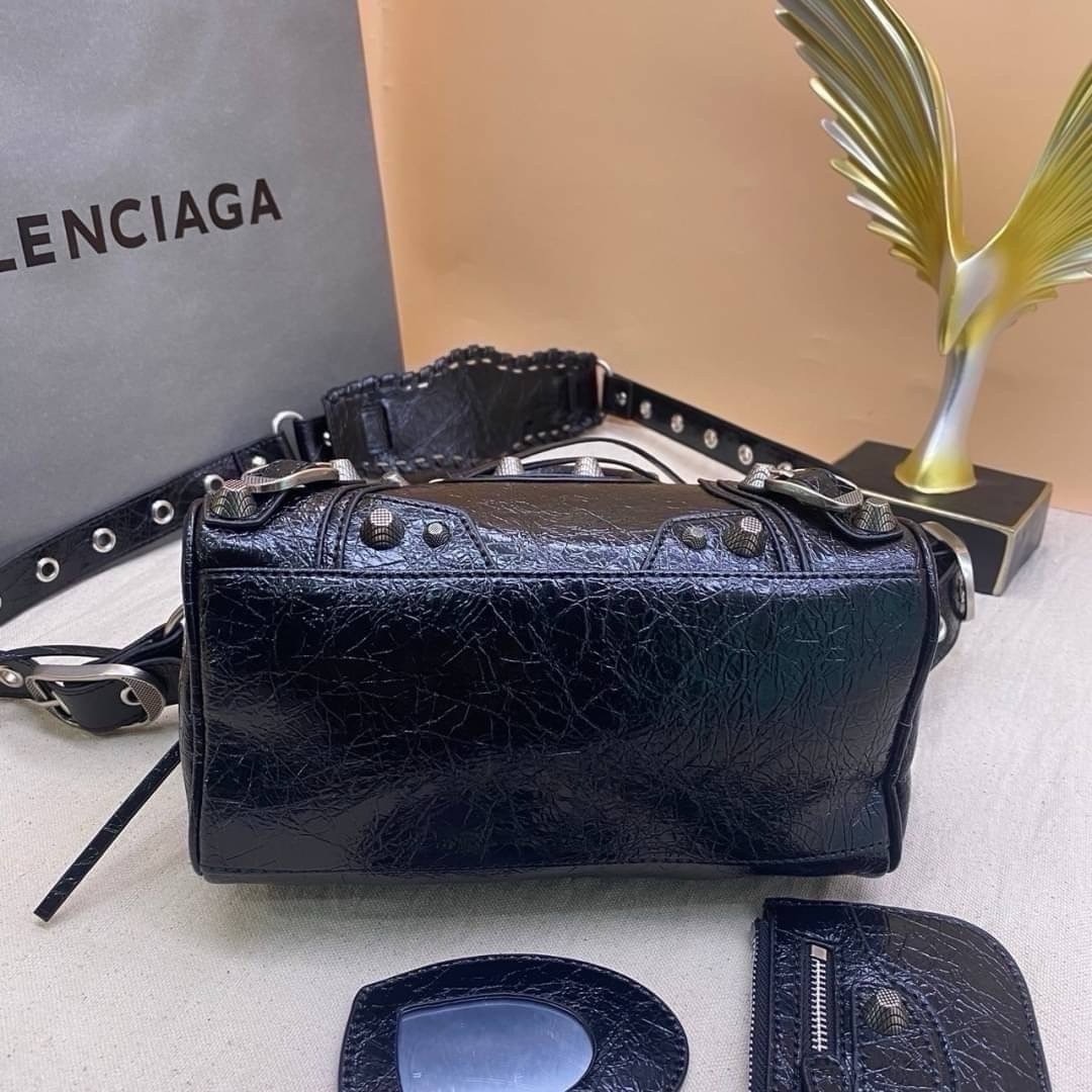 Balenciaga Mini City Shoulder Bag 20cm กระเป๋าสะพายรุ่นยอดนิยม สวยเท่ เกรดออริ 1:1 สลับแท้ ใช้งานต่างประเทศได้