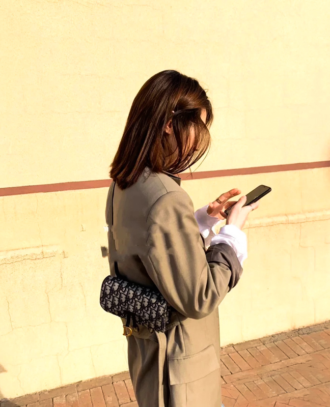 DIOR Small Saddle Pouch Belt with Chain กระเป๋าทรงพอช พร้อมสายสะพายหนังและสายโซ่ ปรับใช้งานได้ทั้งคาดอก/คาดเอว/หรือสะพายไหล่ได้ สายถอดได้ ถือเป็นพอชเก๋ๆ