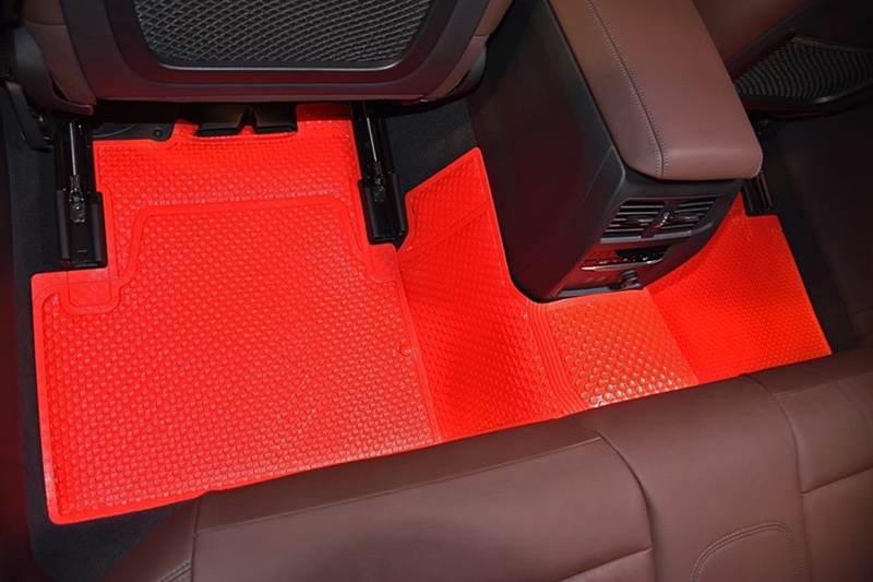 พรมกระดุมเม็ดเล็กรีดขอบ BMW SERIES 3 (G20) 320d+330i 2019 สีแดง