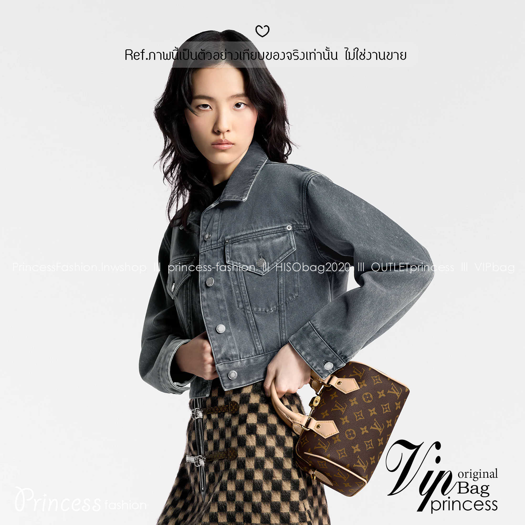 LV Speedy Bandoulière 20 Bag Monogram Canvas กระเป๋าทรงหมอนไซส์เล็กน่ารัก ดีไซน์น่าใช้มากๆ พิมพ์ลายโมโนแกรม ภายในเป็นช่องกว้าง มาพร้อมสายสปอร์ตสวยเท่ห์มาก ใบจริงสวยเกินเบอร์!! ไม่ผิดหวังจ้า