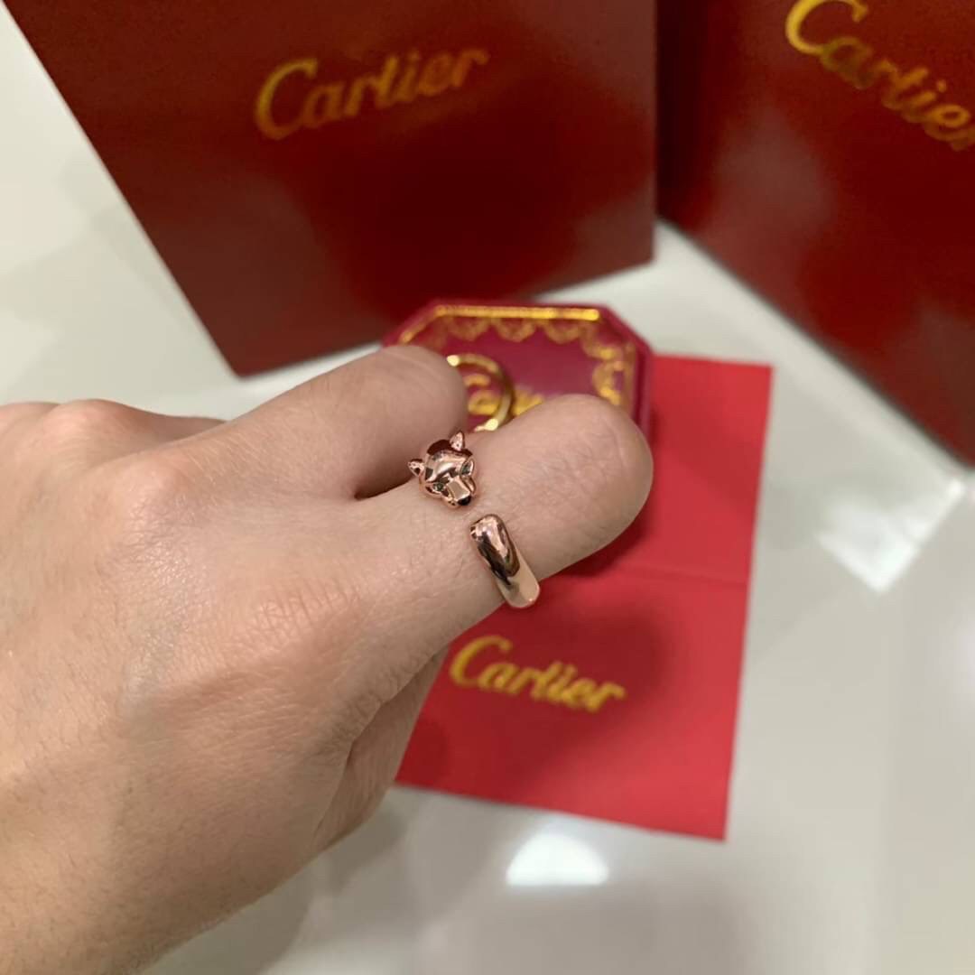 Panthere de Cartier Rings แหวนหัวเสือคาเทียร์ เกรดออริจินิล ปั้มทุกจุด วัสดุคุณภาพดี ไม่ลอกไม่ดำ พร้อมกล่องปั้มลายแบรนด์ ภาพสินค้าถ่ายจากงานขายจริง ใช้งานต่างประเทศได้
