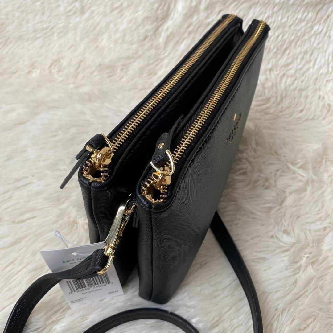 ของแท้ 💯% KATE SPADE NEW YORK กระเป๋าสะพายขนาดน่ารัก หนังนิ่ม มีช่องใส่ของถึง2ช่อง ด้านในแบ่งใส่ของได้เป็นสัดส่วนใส่ iphone6+ได้