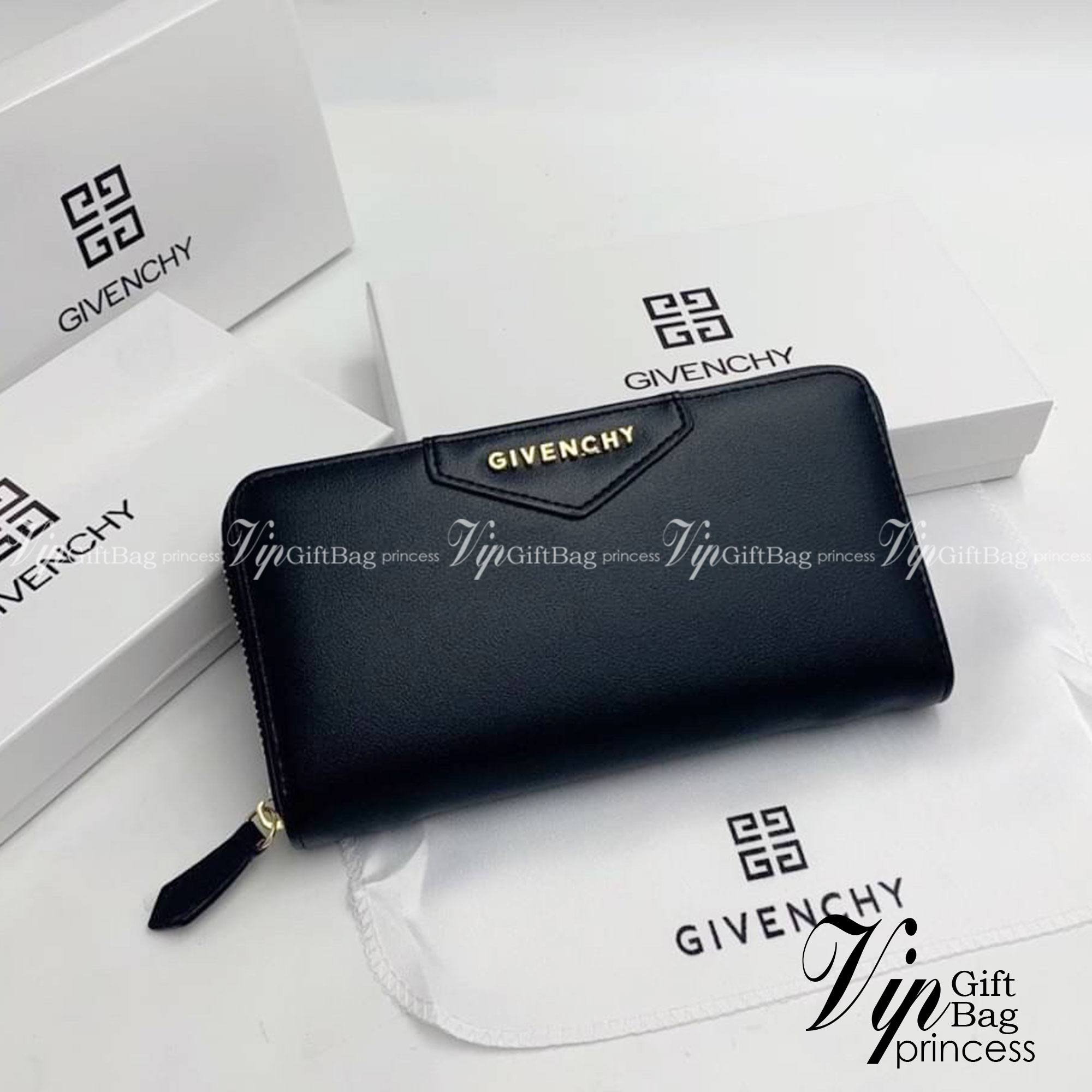 GIVENCHY Long Wallet Zip-around กระเป๋าสตางค์ยาวจีวองชี ซิปรอบ ภาพถ่ายจากงานขายจริง Inside bill slots card slots center zip pocket.