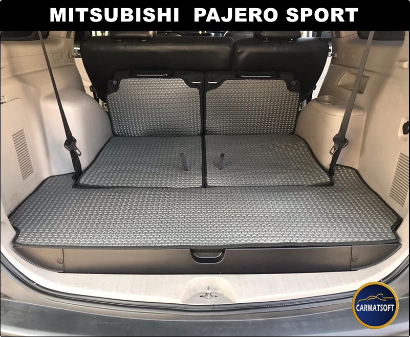 แผ่นปูท้ายรถ PAJERO SPORT แบบลายธนูEVA สีเทาขอบดำ ปูเต็ม