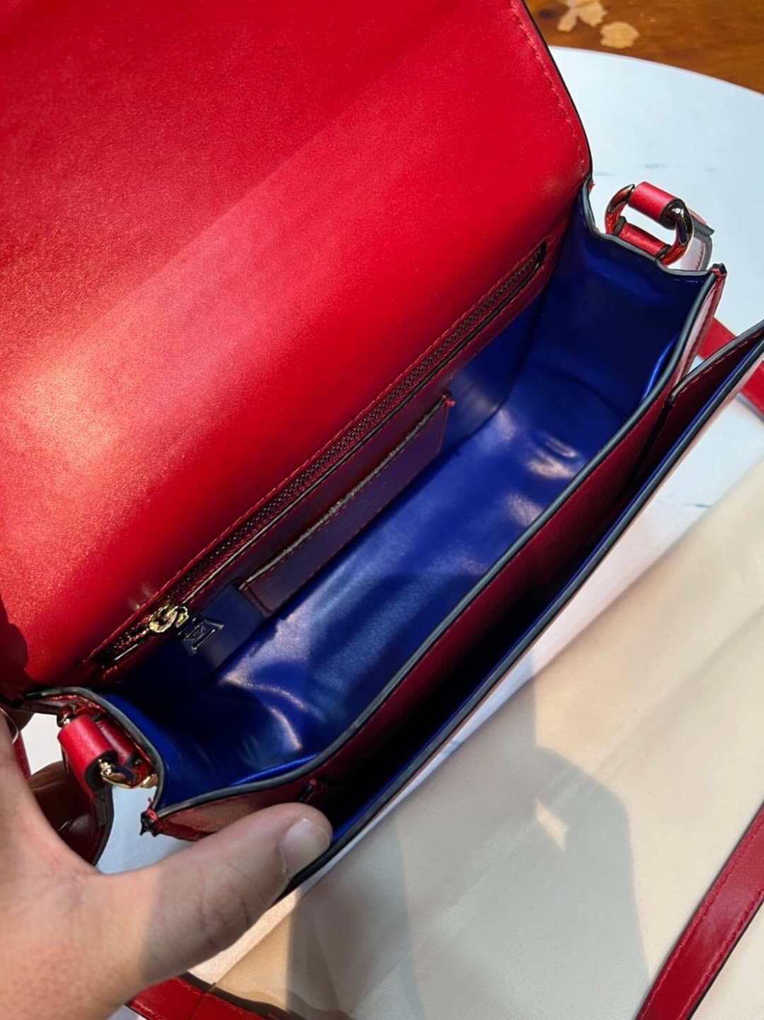 VIP 】หนังแท้ Louis Vuitton Crossbody & Shoulder Bag พร้อมส่งที่ไทย 3 สี Size 23cm