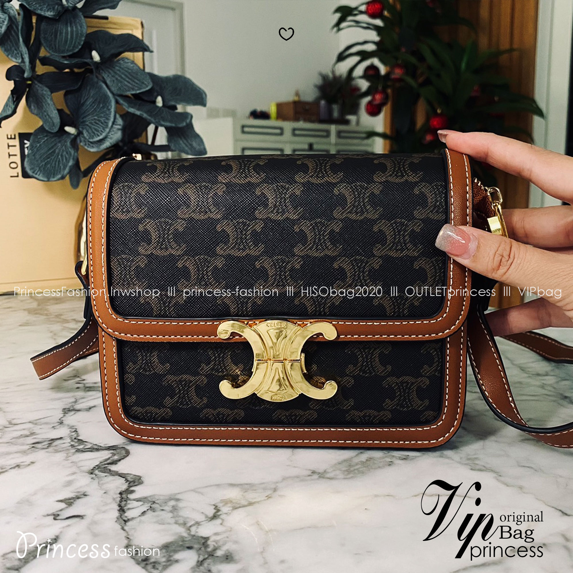 CELINE Teen Triomphe Bag 20cm กระเป๋าสะพายรุ่นยอดนิยม งานสวยอยู่ทรง ไม่มีไม่ได้เลยกับไอเท็มสุดคลาสสิค เนเชอรัลโทน ดูดี ดูแพง -- รับตัวแทนกระเป๋า