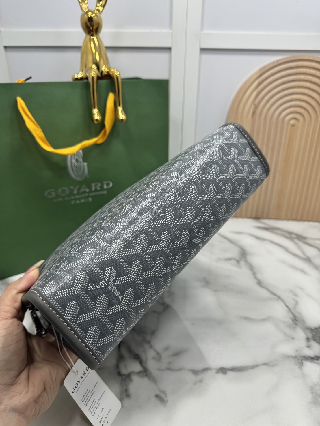 ORI หนังแท้ | Goyard Jouvence MM Toiletry Bag / Goyard Clutch bag กระเป๋าทรงคลัชกะทัดรัด เหมาะสำหรับการเก็บของในแนวตั้งและป้องกันการหกหรือรั่วไหล แคนวาสทำความสะอาดง่าย