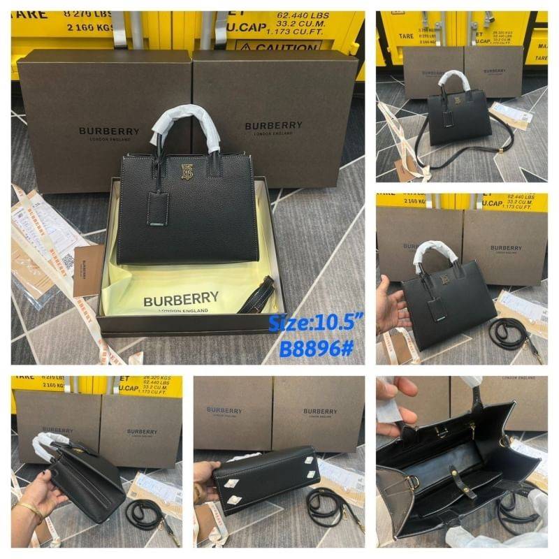 Burberry Small Frances Tote Bag / Burberry Tote Bag สวยหรูดูดีเกินต้าน กับกระเป๋าถือทรงสวย ดีไซน์ผู้ดีเรียบหรู ถือขับผิวไปเลยทุกสี สวยคม มาพร้อมหูจับในตัว พร้อมสายสะพายยาว งานจริงดีงาม สาวๆได้ไปรับรองประทับใจแน่นอนจ้า