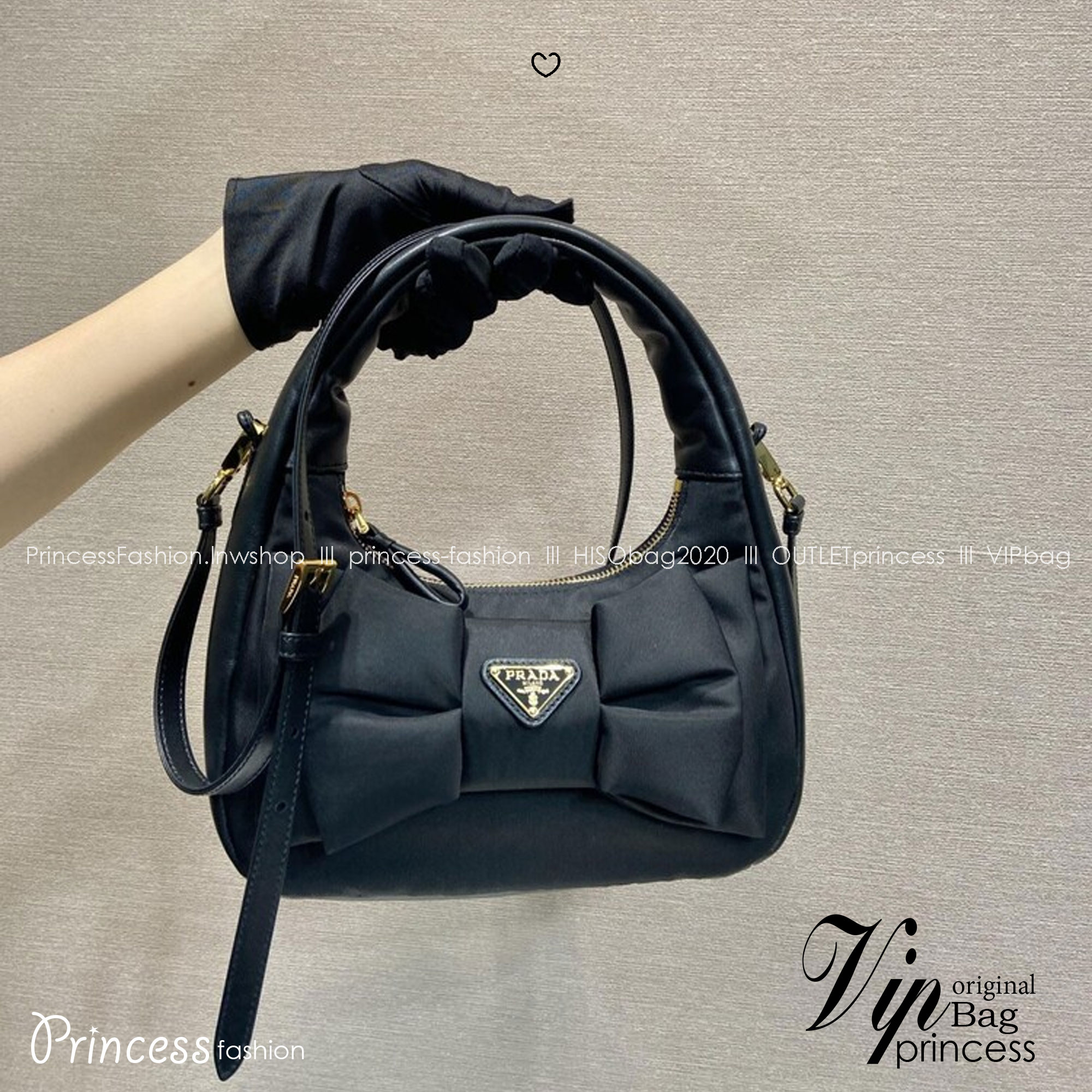 ORI หนังแท้ | Prada Re-Nylon and nappa leather mini-bag with bow กระเป๋าถือพร้อมสายสะพาย ผ้าไนล่อนบุนวม รูปทรงแบบโฮโบที่นุ่มนวลโดดเด่นด้วยโบว์ขนาดใหญ่ที่สื่อถึงความเป็นผู้หญิงสมัยใหม่