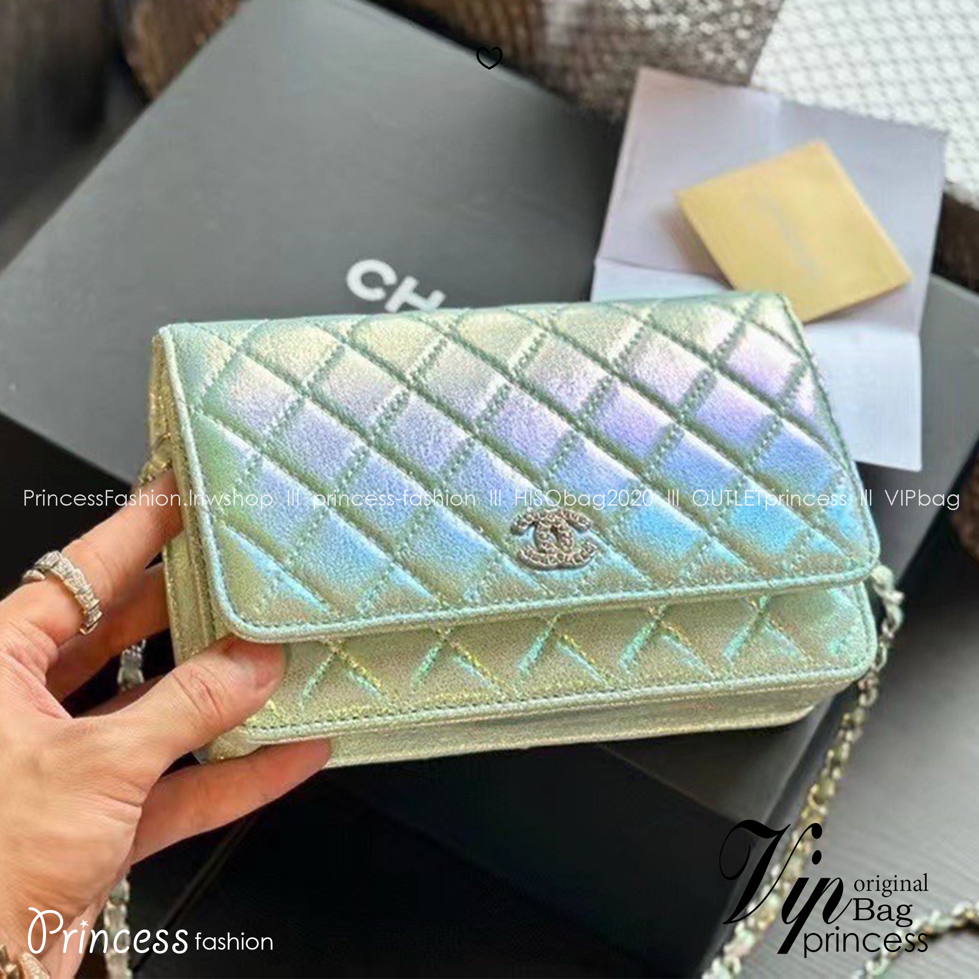CHANEL WOC RAINBOW / Chanel Wallet On Chain In Gradient Metallic Rainbow กระเป๋าสะพายโทนสีรุ้งไล่สี ทรงสวย ลูกคุณหนู ไฮโซสะพายเเล้วดูเเพงใช้ได้ทุกชุด มาพร้อมสีโทนใหม่ที่ เข้ากับเสื้อผ้าได้สวยโดดเด่นงานเป๊ะทุกจุด