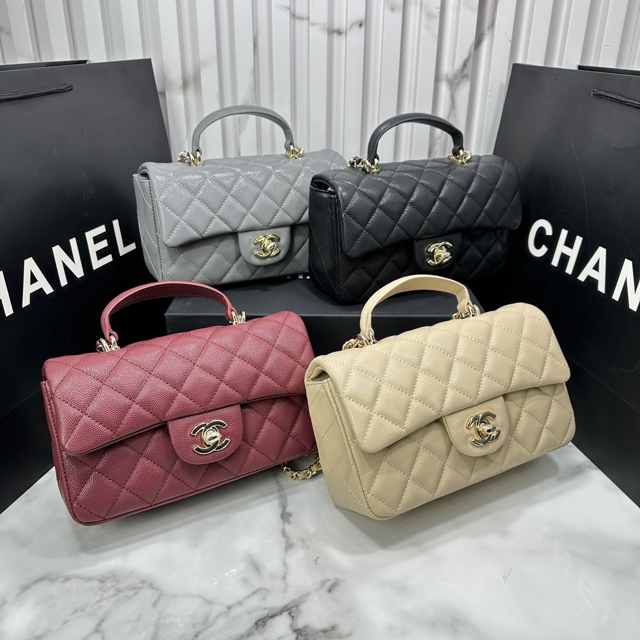ORI หนังแท้ | CHANEL Classic Flap Bag TopHandle 20cm กระเป๋าสะพายคคลาสสิกพร้อมหูจับ หรูหราระดับตำนาน สวยงามเหนือกาลเวลา
