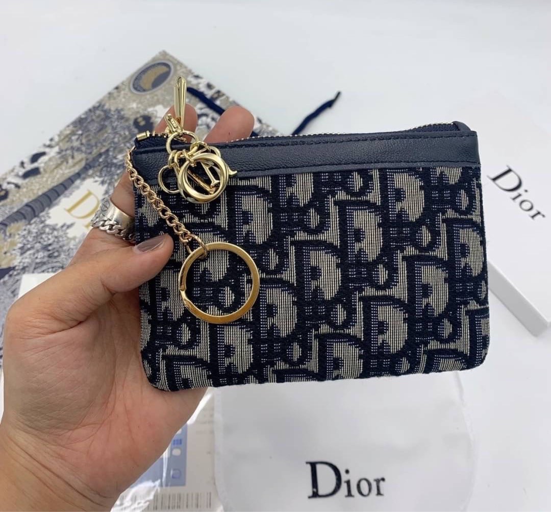 DIOR WALLET COIN PURSE กระเป๋าใส่เหรียญใส่การ์ดซิปอะไหล่ทอง งานปั้มแบรนด์ พร้อมส่งที่ไทย ภาพสินค้าถ่ายจากงานขายจริง ใช้งานต่างประเทศได้