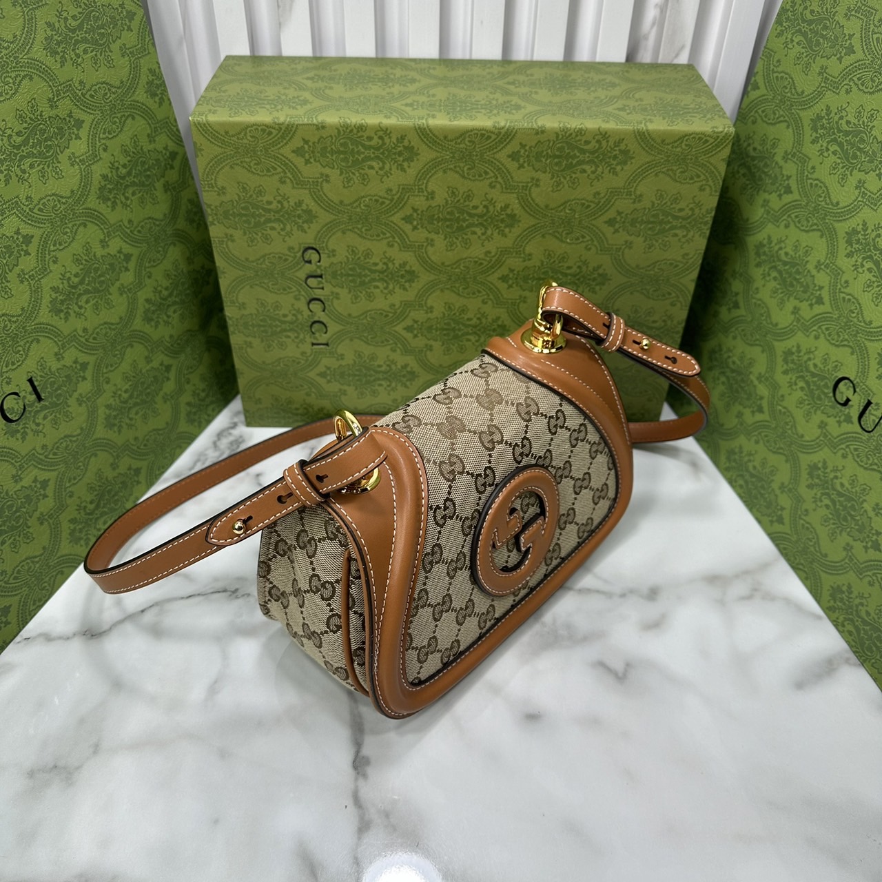 Gucci Blondie mini shoulder bag กระเป๋าสะพายรุ่นใหม่สุดไอคอนนิก ไซส์มินินน่ารักน่าใช้ ดีไซน์วินเทจยุค 70 เป็นความหรูหราที่สามารถใช้งานได้จริง