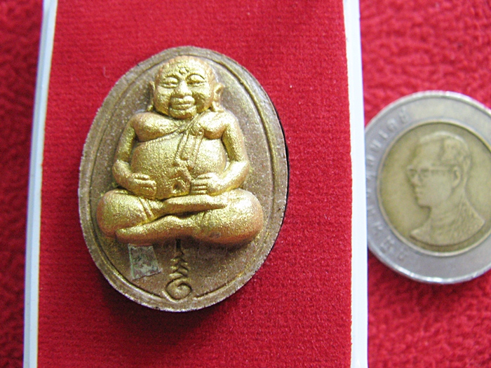 สินค้าหมดค่ะ พระสังกัจจายน์มหาลาภ ที่ระลึกครบรอบ ๓๐ ปีมูลนิธิฯ เลื่อนยศฉลองเจ้าคุณ วัดสุทธาราม ในงานวันพระเจ้าตากสินมหาราช ปี2555ค่ะ