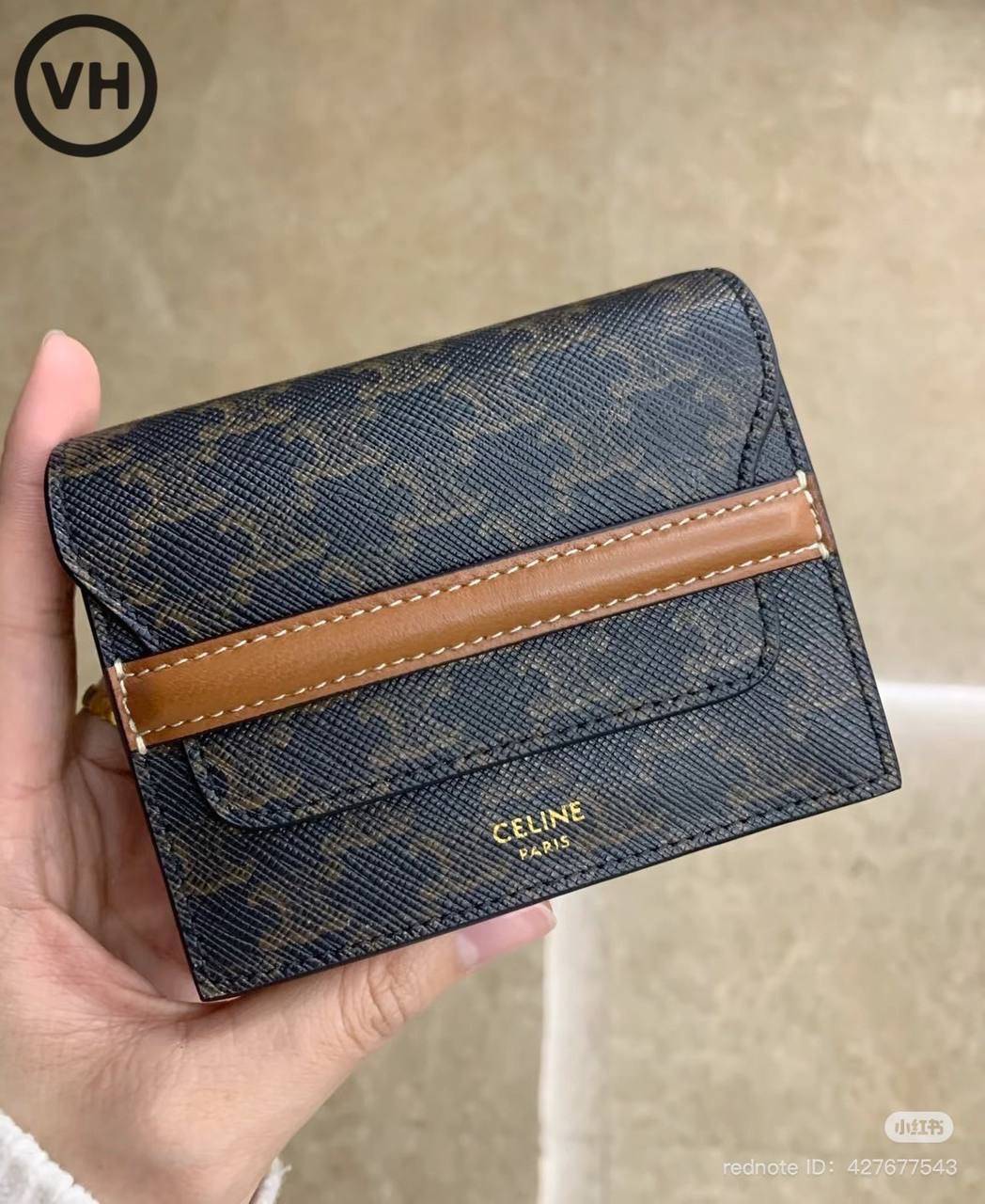 ORI หนังแท้ | CELINE BUSINESS CARD HOLDER TRIOMPHE IN Triomphe / CELINE Wallet กระเป๋าสตางค์ใส่การ์ด ใส่เหรียญ กระเป๋าสตางค์ใบสั้น กระเป๋าสตางค์ซีลีน