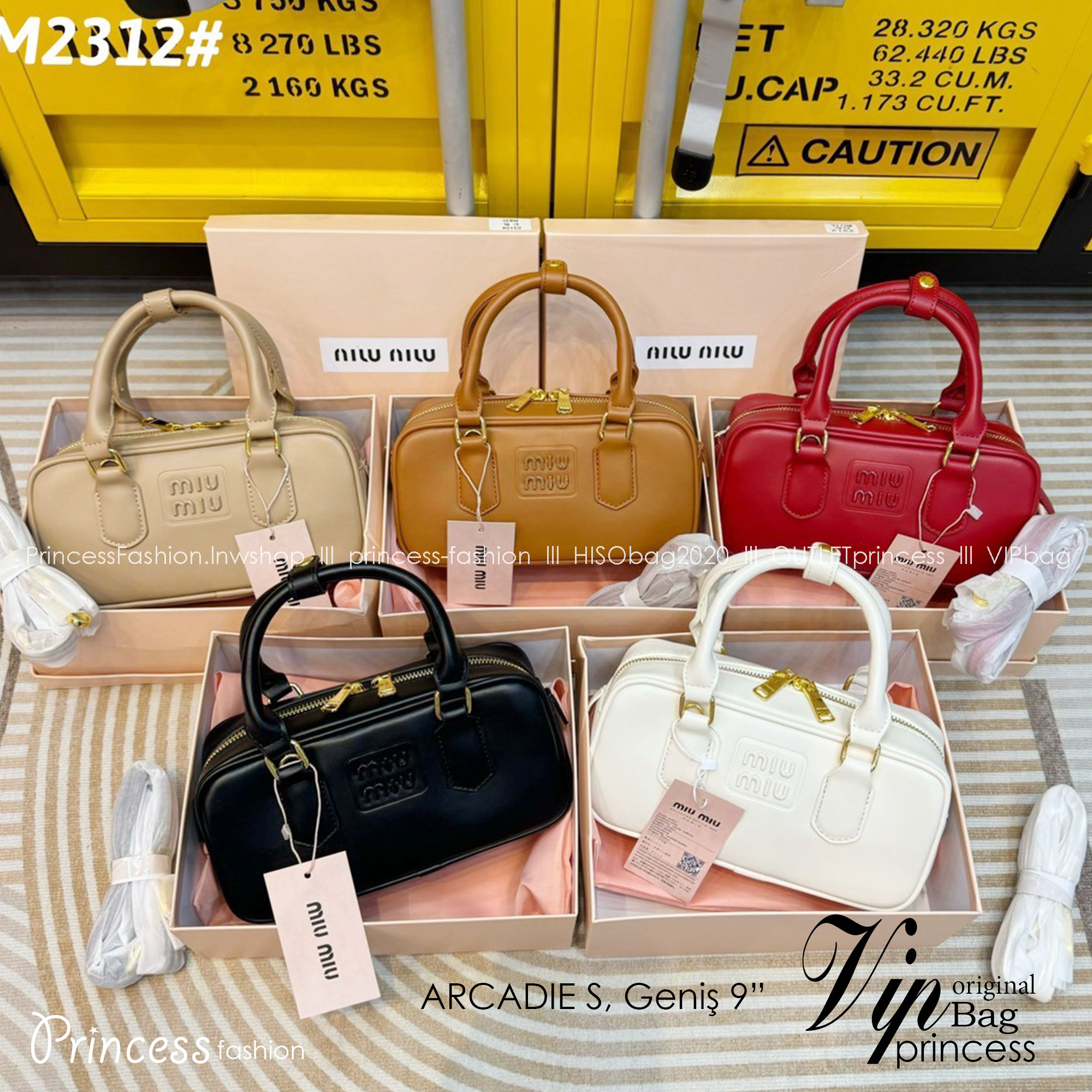 MIU MIU Arcadie leather bag S, Geniş 9" กระเป๋าถือ/สะพายสุดชิค ไซส์มินิ น่ารักๆเก๋ๆ ดีไซน์เรียบแต่มากมีอยู่จริง สวยดูแพง