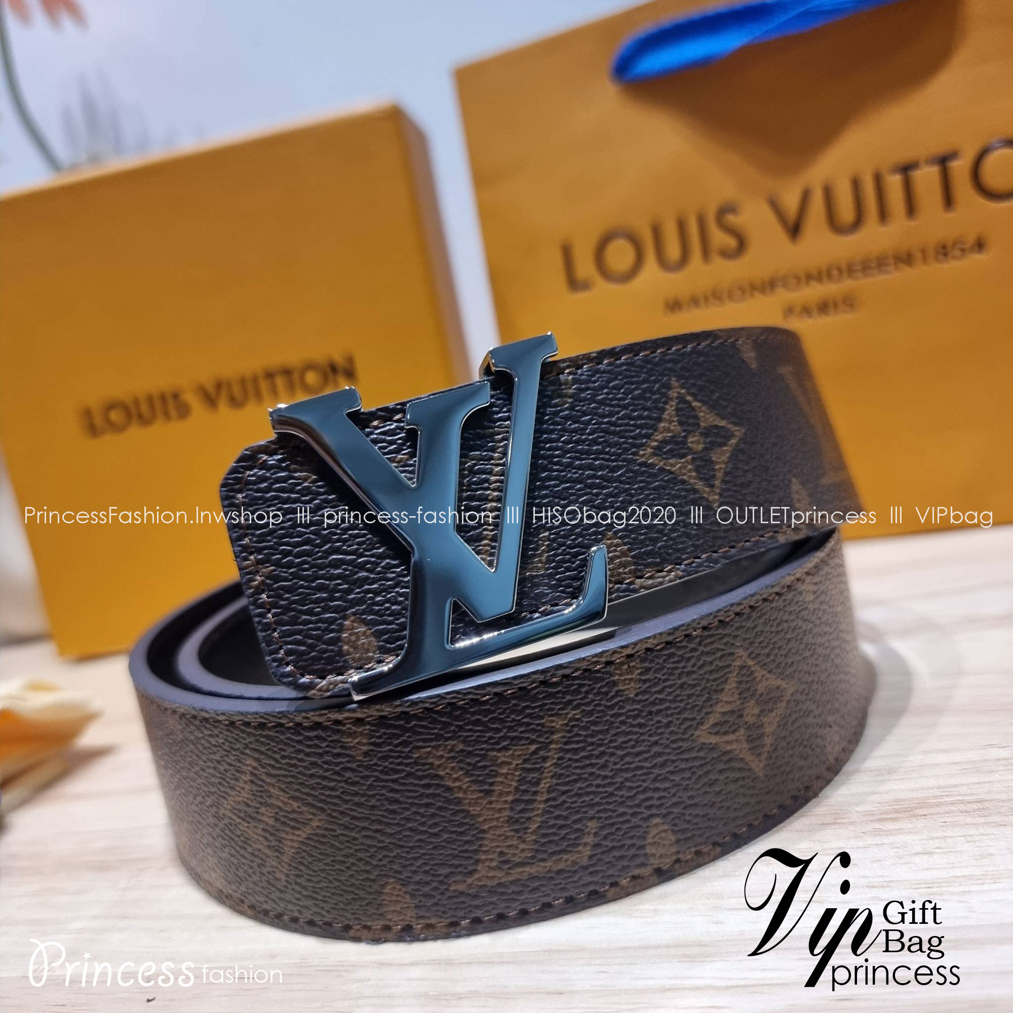 LV Belt Monogram / Silver- Gold เข็มขัดสุดคลาสสิค เรียบง่าย ผู้ดี เป็นซิกเนเจอร์ ด้วยดีไซน์ที่เป็นอมตะ หัวเข็มขัด solid steel อะไหล่ทองและอะไหล่เงินโดดเด่น
