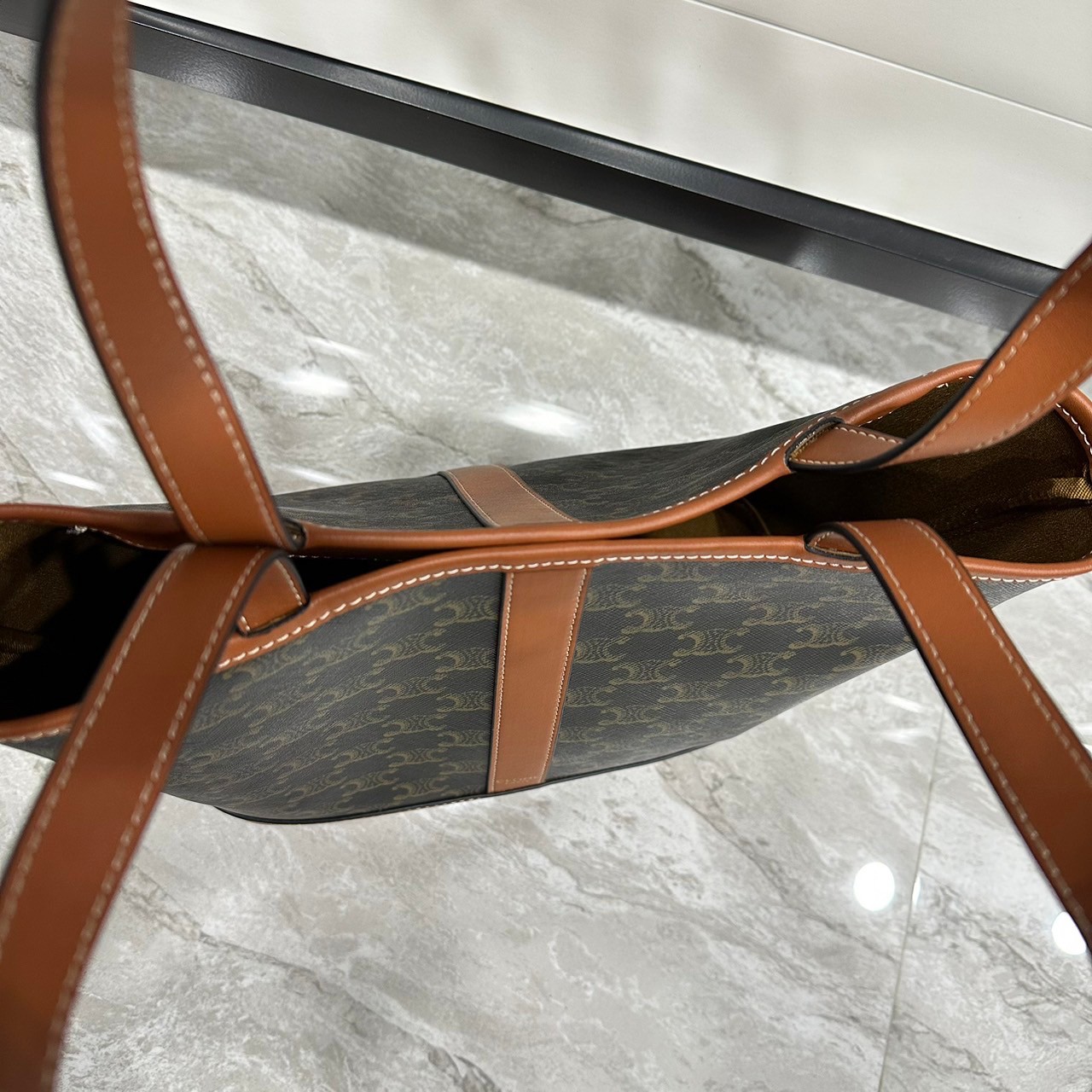 CELINE BUCKET BAG 10" / CELINE CABAS IN TRIOMPHE CANVAS TAN กระเป๋าสะพายทรงโท้ท บัคเก็ตสวยอยู่ทรง เรียบหรูดูแพง เกรดออริ 1:1