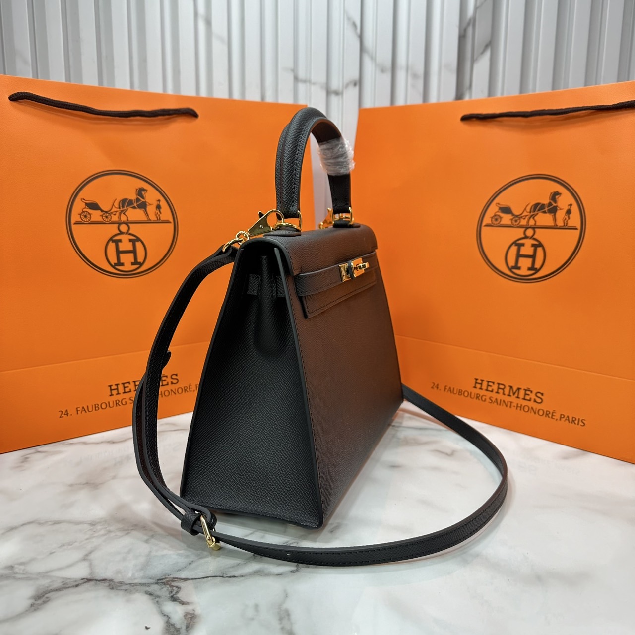 ORI หนังแท้ | Hermes Kelly 25cm / 28cm กระเป๋าสะพายที่สุดแห่งหรูหราลัคชู นิยามของความสง่างามเหนือกาลเวลา แบรนด์เนมในฝัน งดงามดั่งเจ้าหญิง