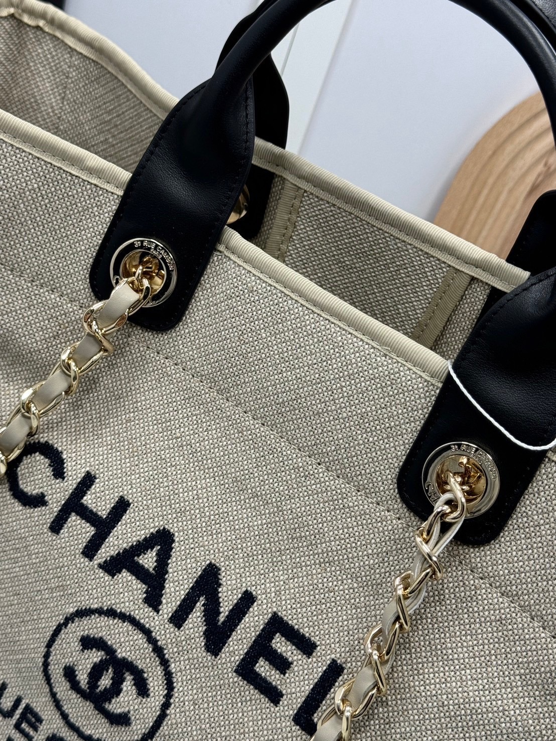 ORI หนังแท้ | Chanel Deauville Tote Bag กระเป๋าสะพายทรงโท้ทช้อปปิ้ง ใบใหญ่ ภายในโล่งกว้าง จุของได้เยอะ