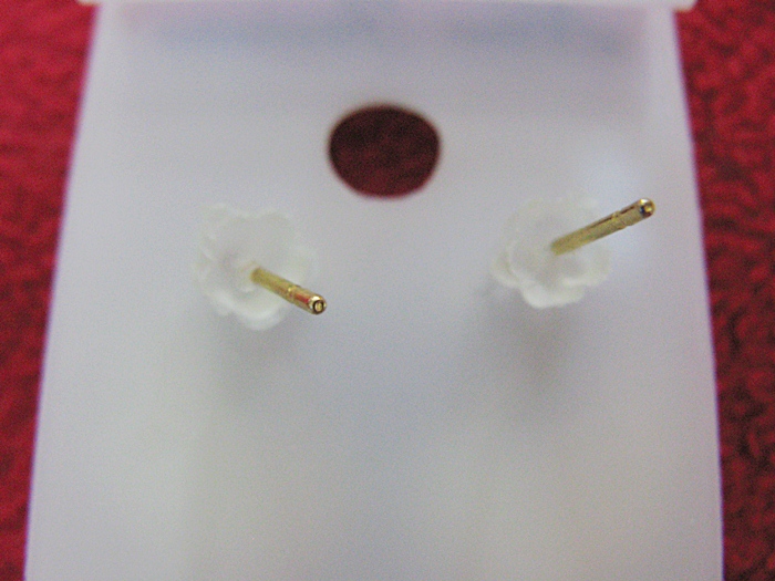 สินค้าหมดค่ะ ต่างหูหงส์ดำประดับพลอยสีขาวค่ะ