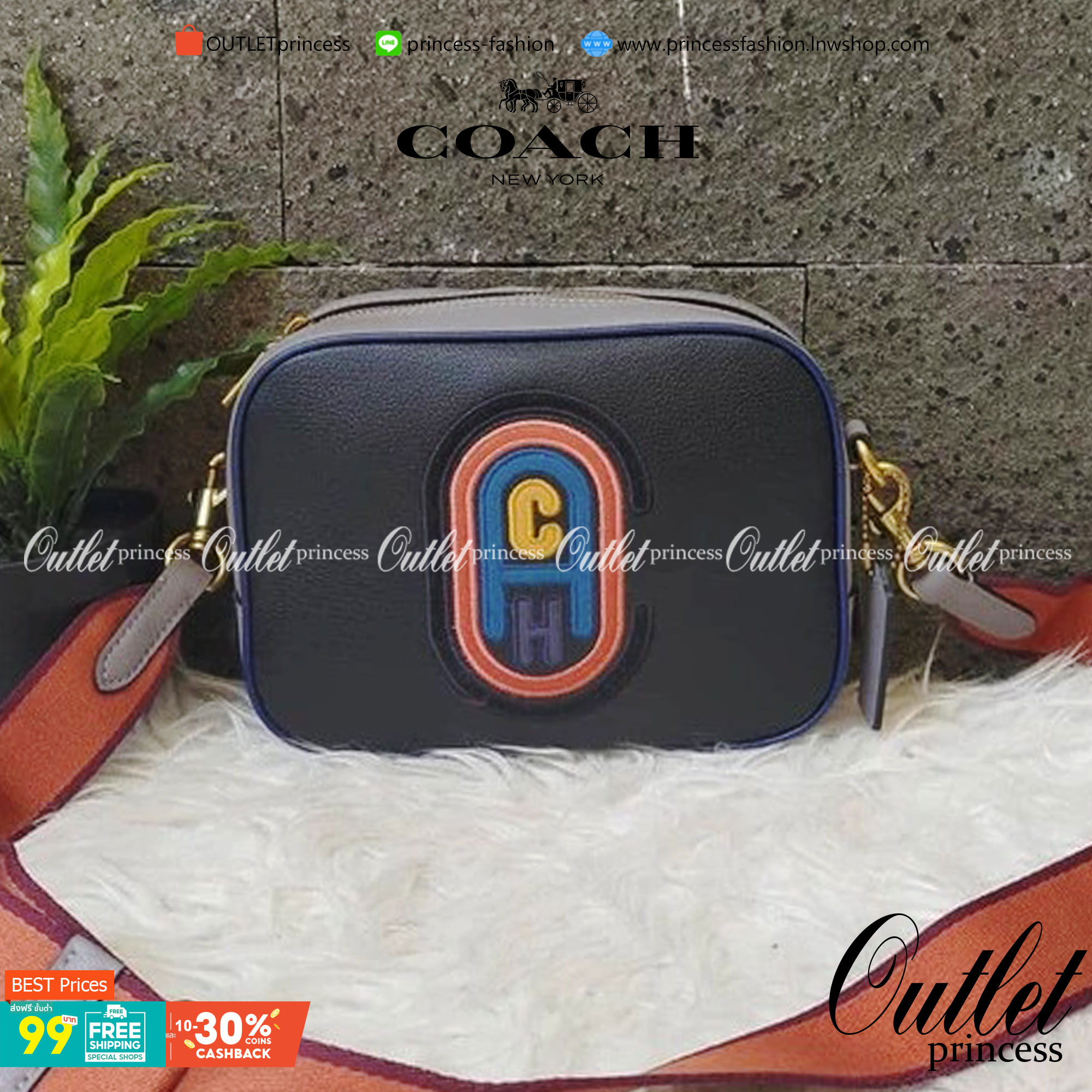 OUTLET 】COACH Camera Bag In Colorblock With Coach Patch (COACH F79278) 🍁หายากมากๆแล้วรุ่นนี้**จะถือ หรือสะพาย ได้ตามใจสั่ง //วัสดุหนังแท้เต็มใบ คุณภาพหนังดีมากๆ ปักโลโกตัวC ด้านหน้า ดูดีแบบไม่ซ้ำใคร //มาพร้อมสายสะพาย 2 สาย >>สายหนัง และสายสป