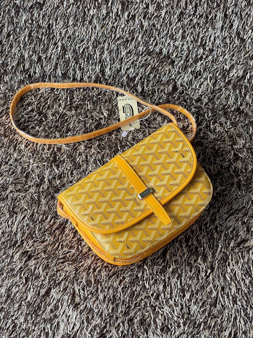 Goyard belvedere pm แบรนด์ดังจากฝรั่งเศส เรัยบหรูแต่ดูสง่า สะดุดตาด้วยลายเฉพาะตัว วัสดุที่นำมาตัดเย็บกระเป๋าเป็นวัสดุผ้าใบ