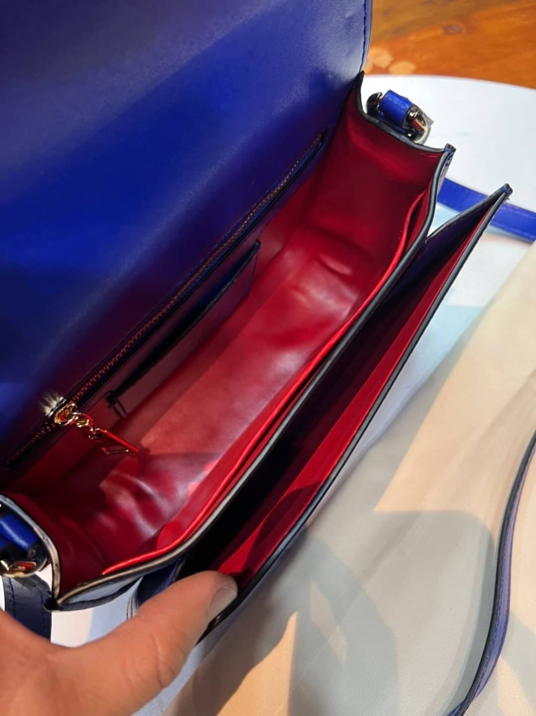 VIP 】หนังแท้ Louis Vuitton Crossbody & Shoulder Bag พร้อมส่งที่ไทย 3 สี Size 23cm