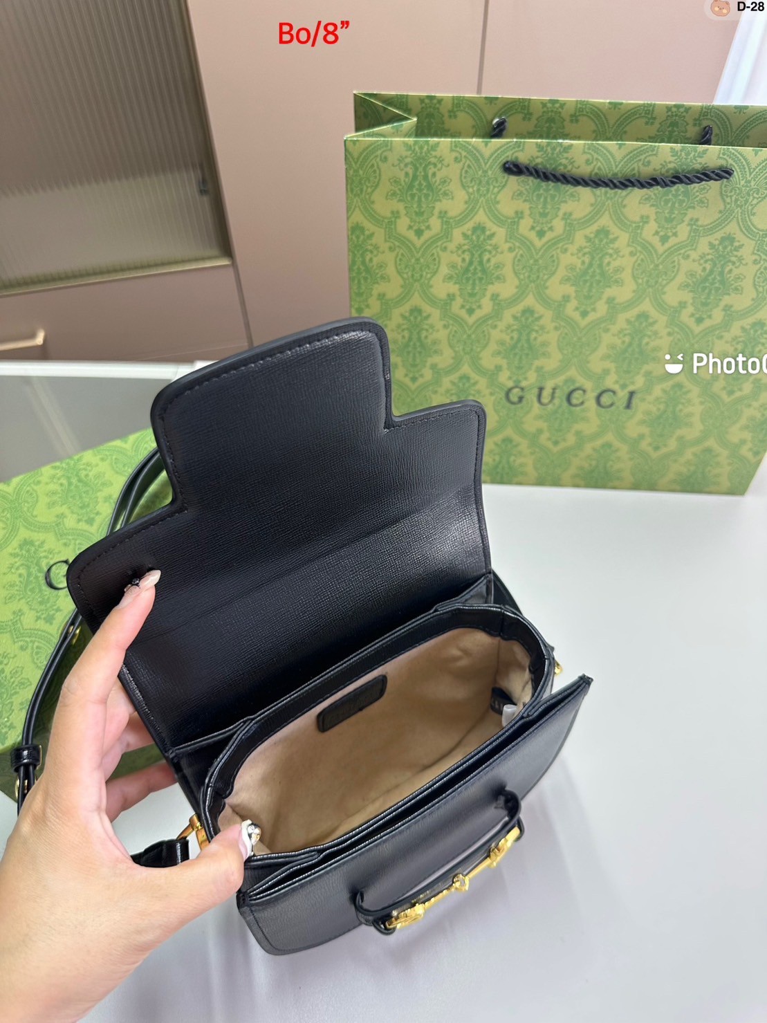 GUCCI HORSEBIT 1955 MINI ROUNDED BAG / GUCCI BAG พร้อมส่งที่ไทย กระเป๋าสะพายสุดคลาสสิค เรียบหรู ดีไซน์ใหม่ลาสุด 2023 **รอบนี้จัดราคาพิเศษสุดคุ้ม งานสวยเกินราคาค่ะ