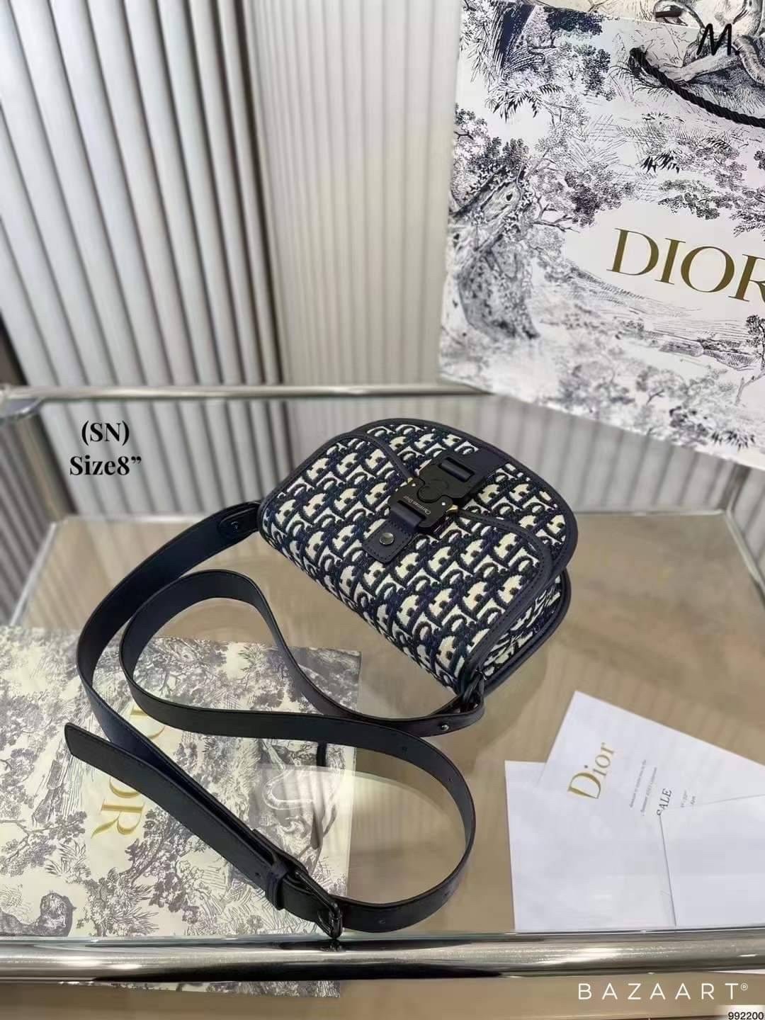 DIOR MINI GALLOP BAG WITH STRAP ภาพถ่ายจากงานขายจริง ใช้งานต่างประเทศได้