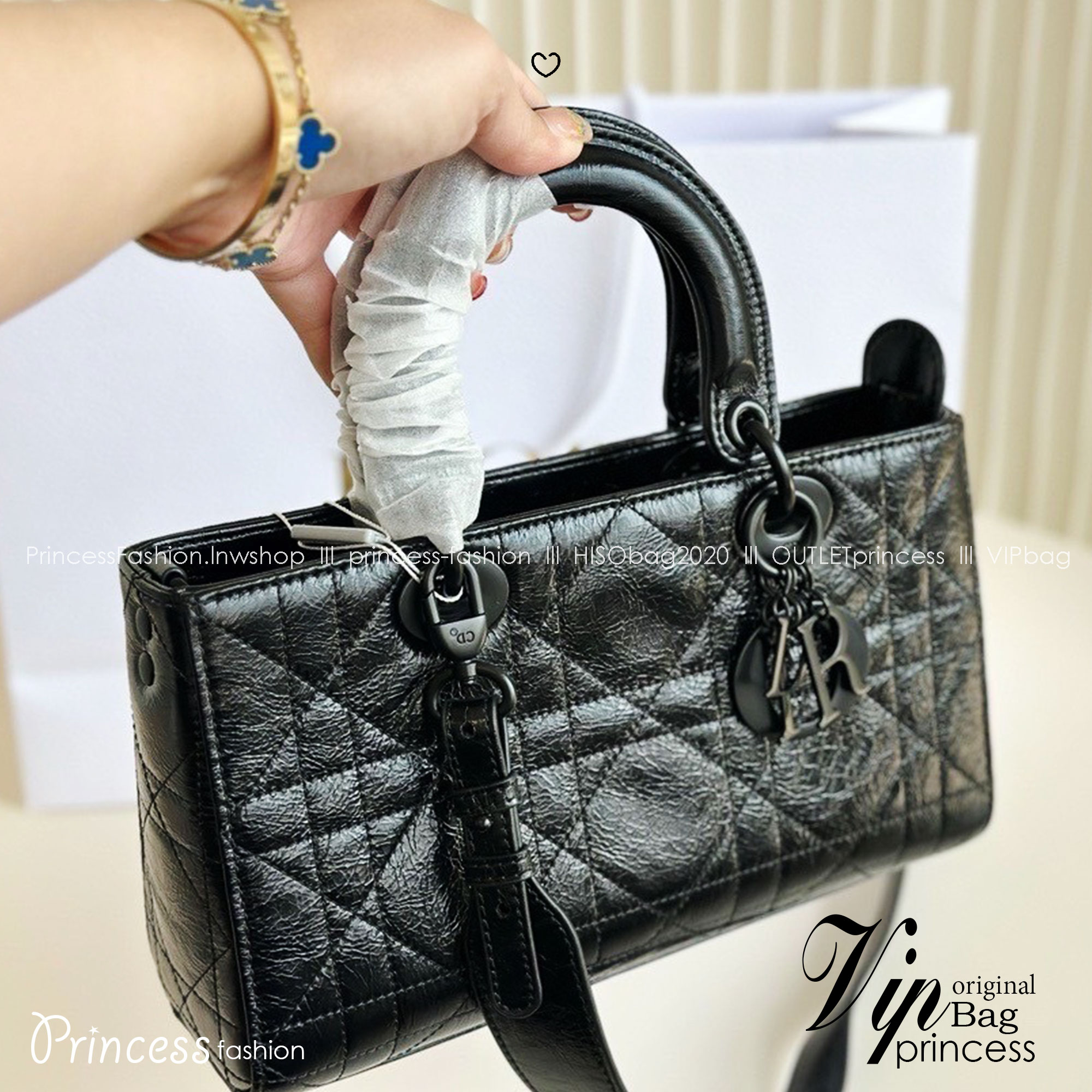 DIOR Lady D-Sire My ABCDior Bag Macrocannage Crinkled Leather กระเป๋าสะพายซีซันใหม่ ดีไซส์หนังย่น โทนดำทั้งใบสวยหรูคลาสสิก เกรดออริ 1:1 ใช้งานต่างประเทศได้