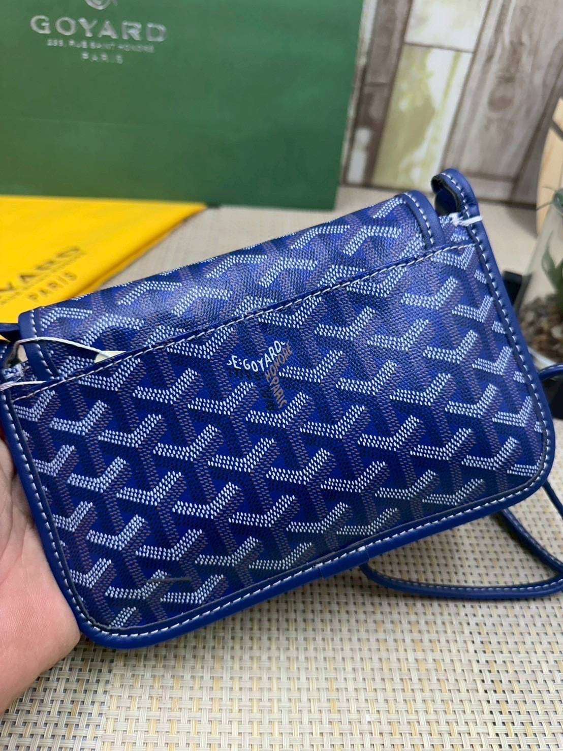 พร้อมส่ง 10 สี ORI หนังแท้ | GOYARD Plumet pouch-wallet กระเป๋าสะพายใบเล็กกะทัดรัด ดีไซน์กระเป๋าสตางค์ Plumet ดีไซน์มาพร้อมช่องใส่เหรียญ ธนบัตร และบัตรต่างๆ
