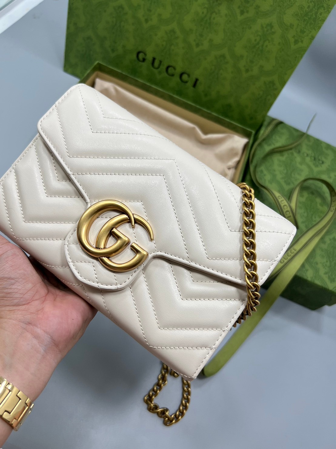 GUCCI GG Marmont Chain Wallet Matelasse Mini Soft Leather / GUCCI WOC เกรดออรินอล งานหนังสวยมากค่ะ ละมุนที่สุด ใส่บัตร ใส่แบงค์ได้ รับรองว่าจะเป็นกระเป๋าที่จะหยิบใช้งานได้บ่อยๆ รับประกันความสวยปังค่าาา