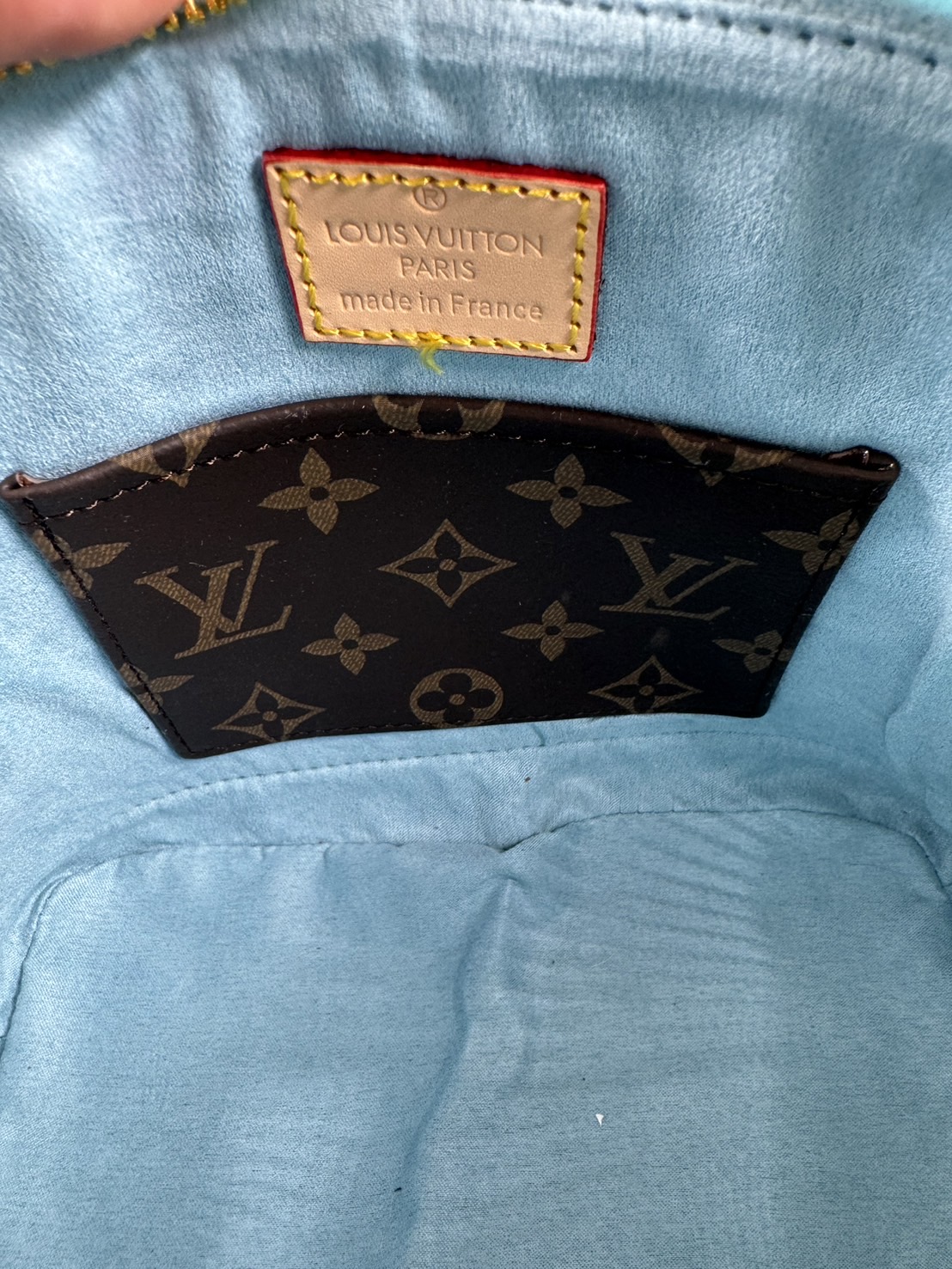 LV Alma BB Monogram Vernis Leather New Remix Colorful Chic and Yellow | Sky | Neon Pink กระเป๋าสะพายสีพาสเทล เกรดออริ สลับแท้ 1:1 ใช้งานต่างประเทศได้ ภาพถ่ายจากงานขายจริง