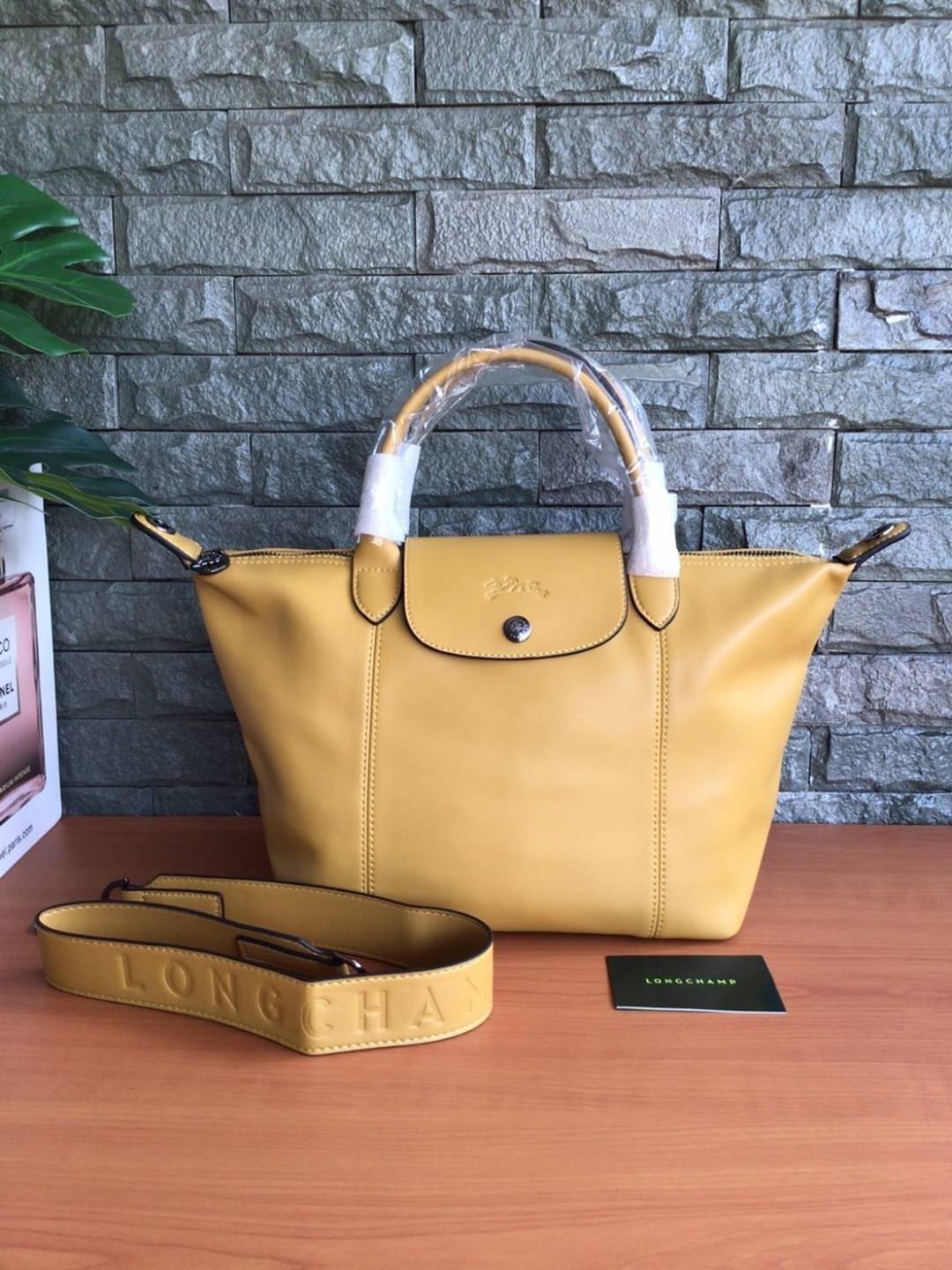 ของแท้ LONGCHAMP LE PLIAGE CUIR TOP HANDLE BAG S รุ่น 1512 กระเป๋าถือขนาดกำลังดี วัสดุหนังแกะ Metis
