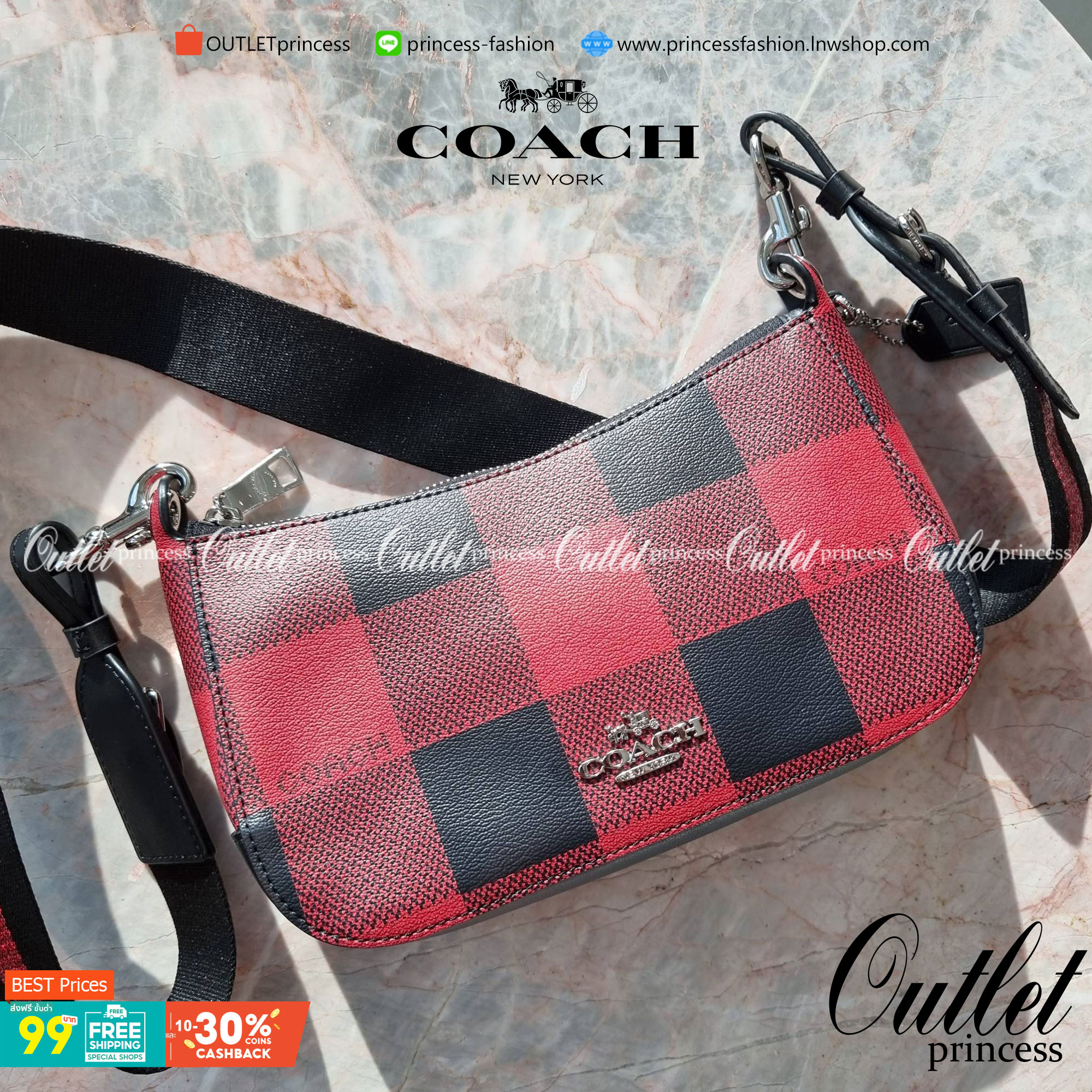OUTLET 】COACH C6818 JES BAGUETTE WITH BUFFALO PLAID PRINT คอลเลคชั่นใหม่ล่าสุด พร้อมเสิร์ฟความสวยถึงบ้านเช่นเคย!! กระเป๋าสะพายทรงบาแกตต์ ดีไซน์ย้อนยุค ที่แอบแฝงความเรียบหรูดูแพงอยู่ในตัว โดดเด่นด้วยสายสะพายเส้นใหญ่ โทนสีคอนทราส ทำให้ไอเท็มนี้ดูมีลูกเล่นมา