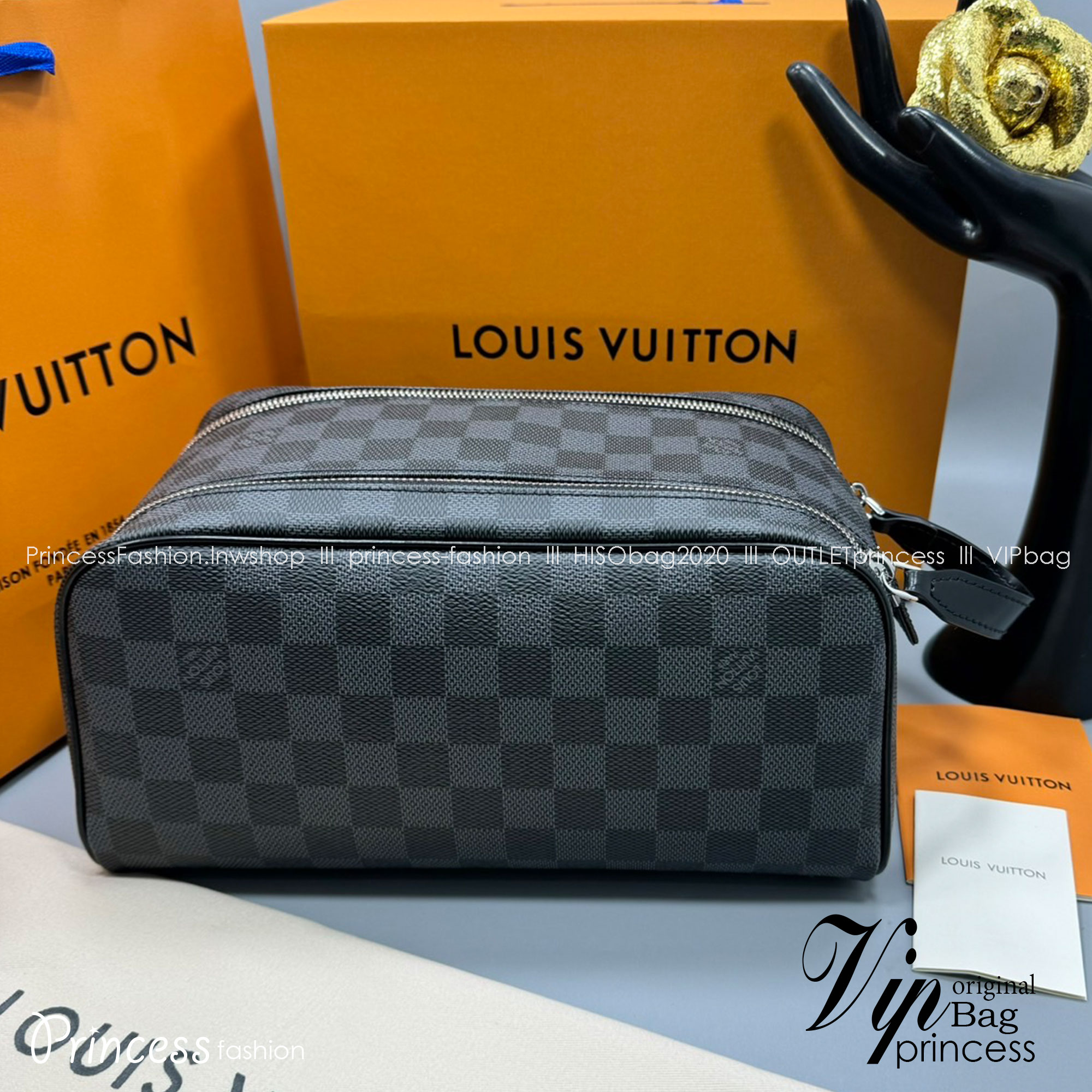 LV Clutch LV Dopp Kit Toilet Pouch Monogram / Damier Graphite Canvas กระเป๋าถือทรงพอชหรือคลัช เกรดออริ ท็อป 1:1 เกรดดีสุด แคนวาสแท้สวย ใช้งานต่างประเทศได้