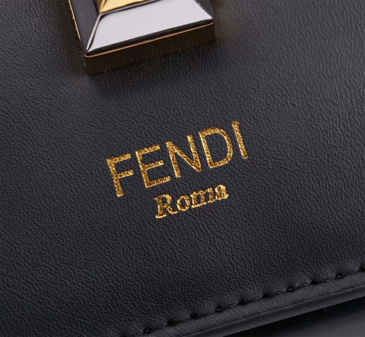 พร้อมส่ง 3 สี FENDI Kan I leather bag กระเป๋าสะพาย 🧡 เกรดออริจินอล 1:1 สลับแท้ ใช้งานต่างประเทศได้ ภาพถ่ายจากงานขายจริง