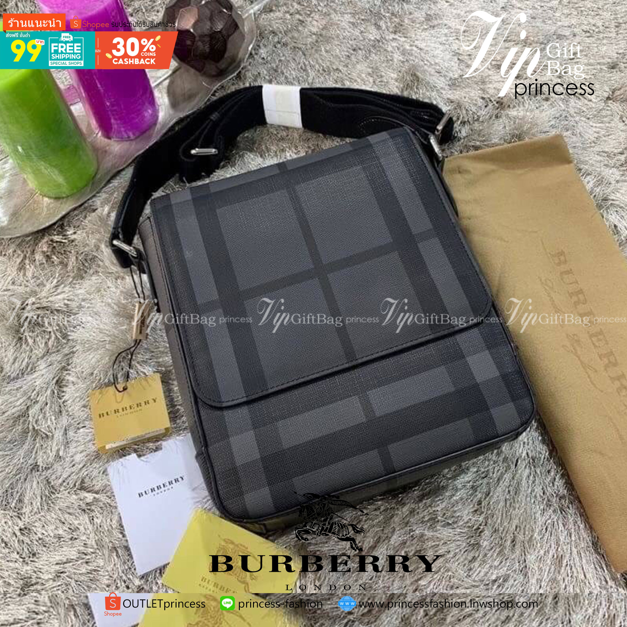 พรีเมี่ยมกิ๊ฟแท้ 100% 】BURBERRY Men's Luxury Fashion London Crossbody Check VIP GIFT WITH PURCHASE (GWP) วัสดุหนังแท้ กระเป๋าสะพายผู้ชายสีดำสุดคลาสสิค ใช้งานได้บ่อย หลายโอกาส ขนาดจุของได้เยอะ งานจริงสวยตามภาพเลยค่ะ