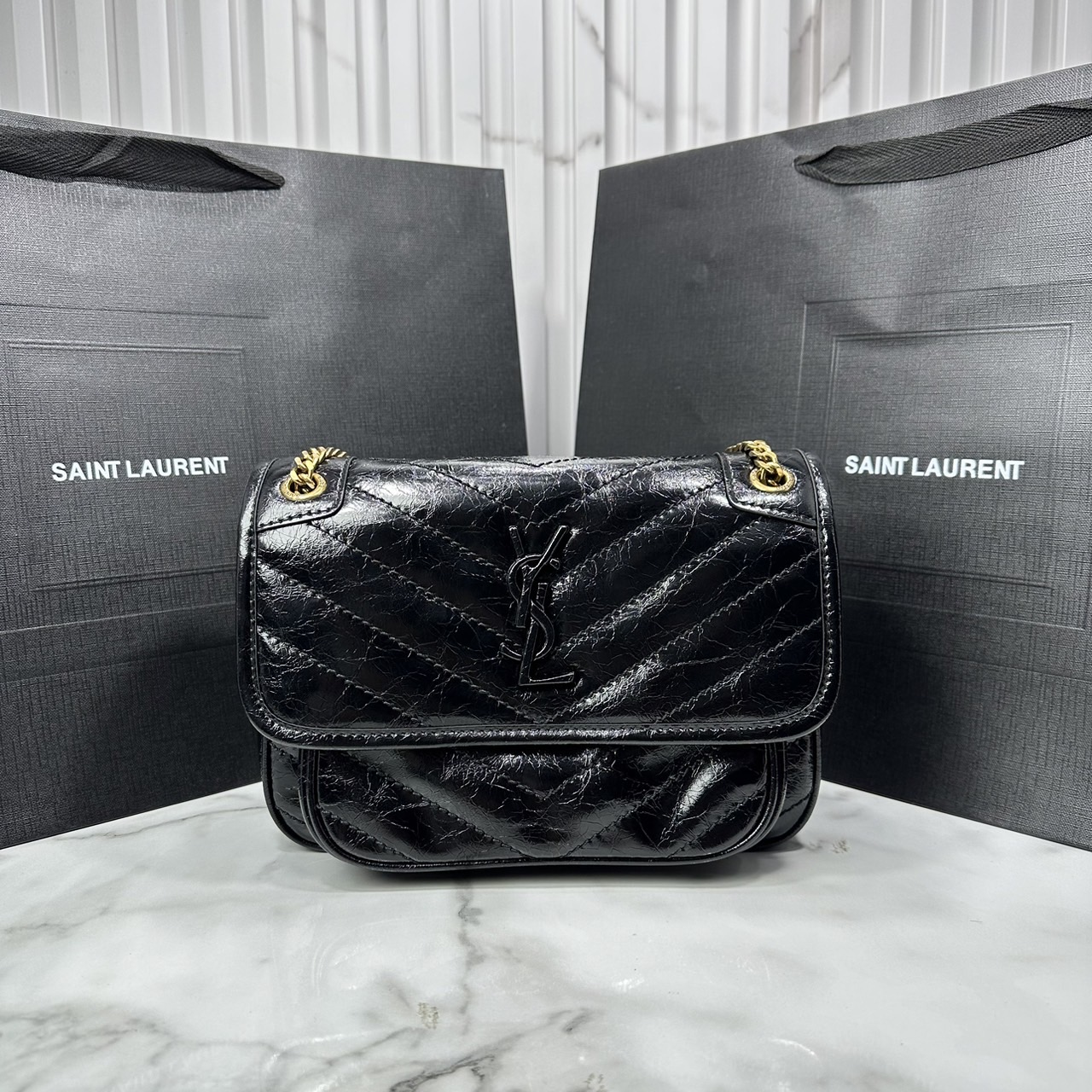 Small YSL Niki shoulder bag 9" กระเป๋าสะพายทรงคลาสสิค รุ่นยอดนิยมของแบรนด์ที่ใครๆก็ต้องมีใช้ ดีไซน์เรียบหรู 🧡เกรดออริ ใช้งานต่างประเทศได้