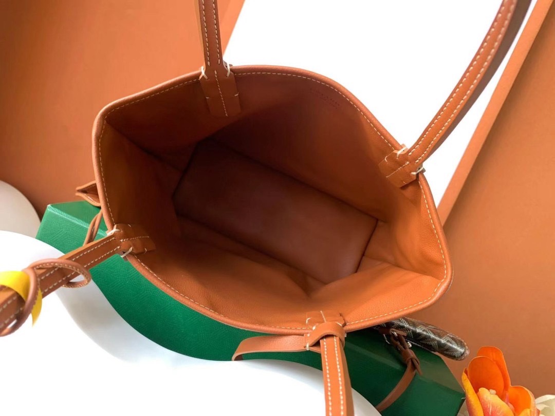 GOYARD Anjou Mini Bag Little Heart Shape กระเป๋าทรงโท้ทมินิ หนังแท้สวยเป๊ะ เกรดท็อปออริ สลับแท้ 1:1 เกรดดีสุด ใช้ต่างประเทศได้ ผ่านทุก ตม.