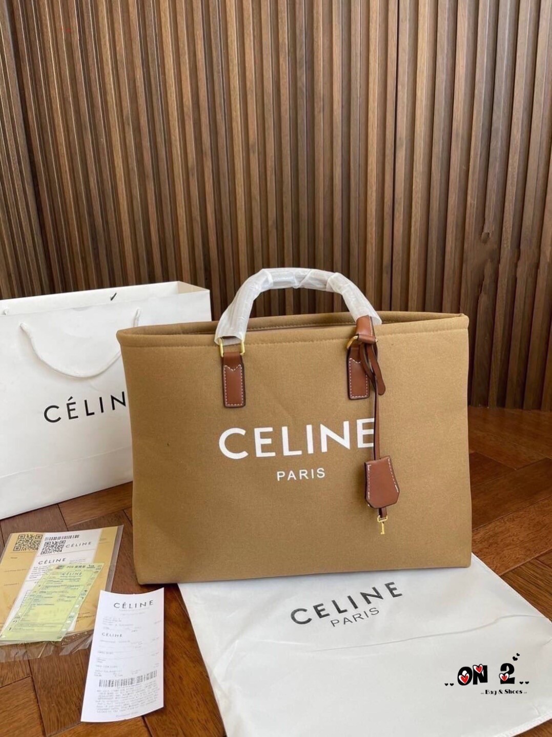 CELINE TOTE BAG / Celine Horizontal Cabas in Canvas with Celine print and calfskin 16" ไอเท็มสุดคิ้วท์ งานผ้าแคนวาสทรงชอปปิ้ง ตะเข็บสวย ปั๊มอะไหล่ ดีไซน์ทรง Shopping