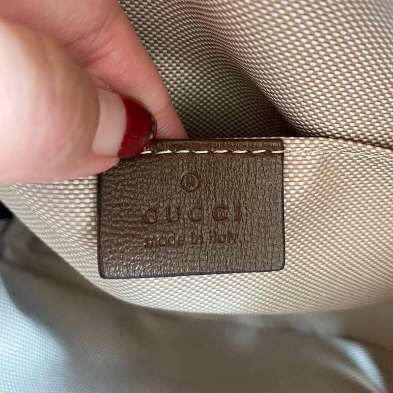 Gucci Horsebit 1955 mini top handle bag / Gucci Horsebit 1955 mini Tote bag กระเป๋าสะพายกุชชี่ รุ่นใหม่ สีใหม่ งานซิปคู่อะไหล่สีทอง มาพร้อมสายสะพายยาวถอดออกถือได้ งานสวยเป๊ะ ปั๊มทุกจุด ราคาสุดคุ้ม ภาพถ่ายจากงานขายจริง ใช้งานต่างประเทศได้